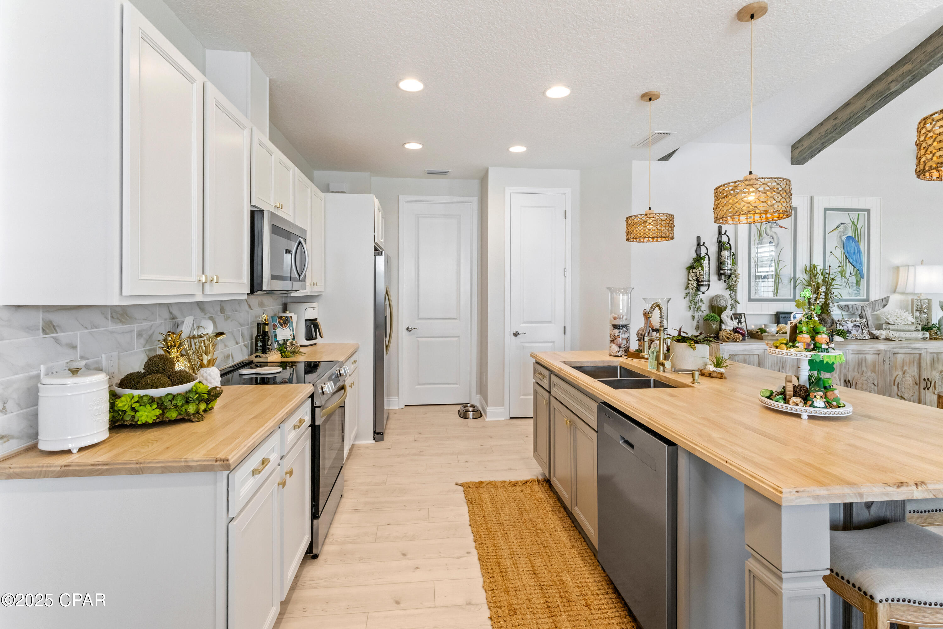 Image 10 For 8706 Sand Dollar Drive