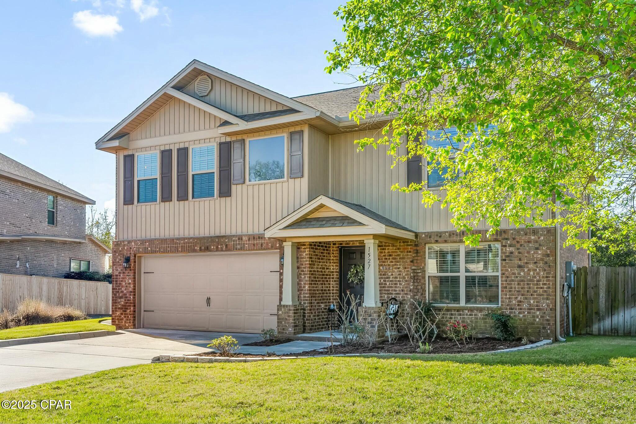Image 2 For 1527 Wateroak Drive