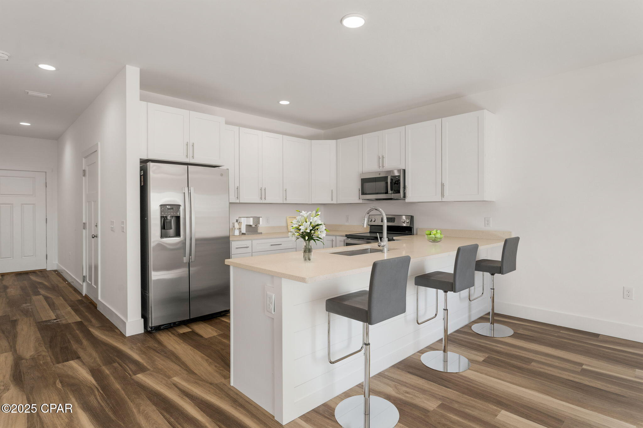 Image 10 For 7031 Patronis Drive