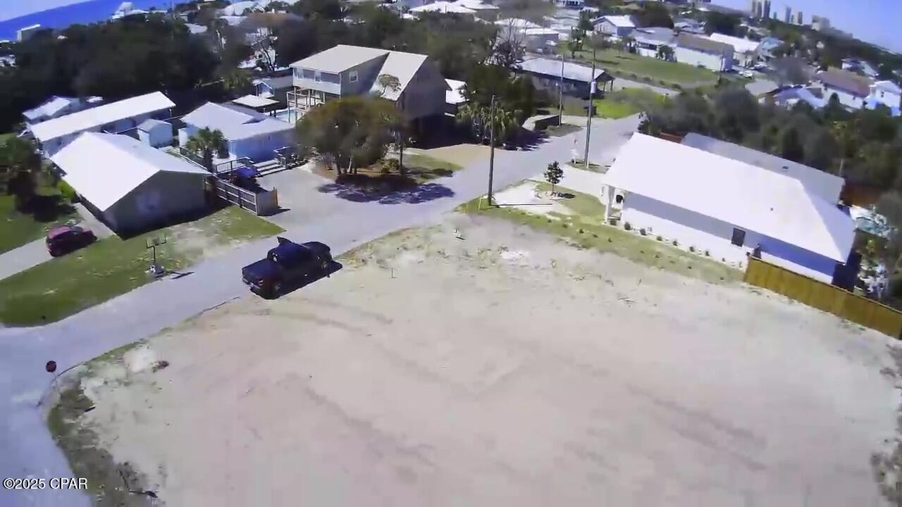 Image 4 For 13902 Pelican Avenue