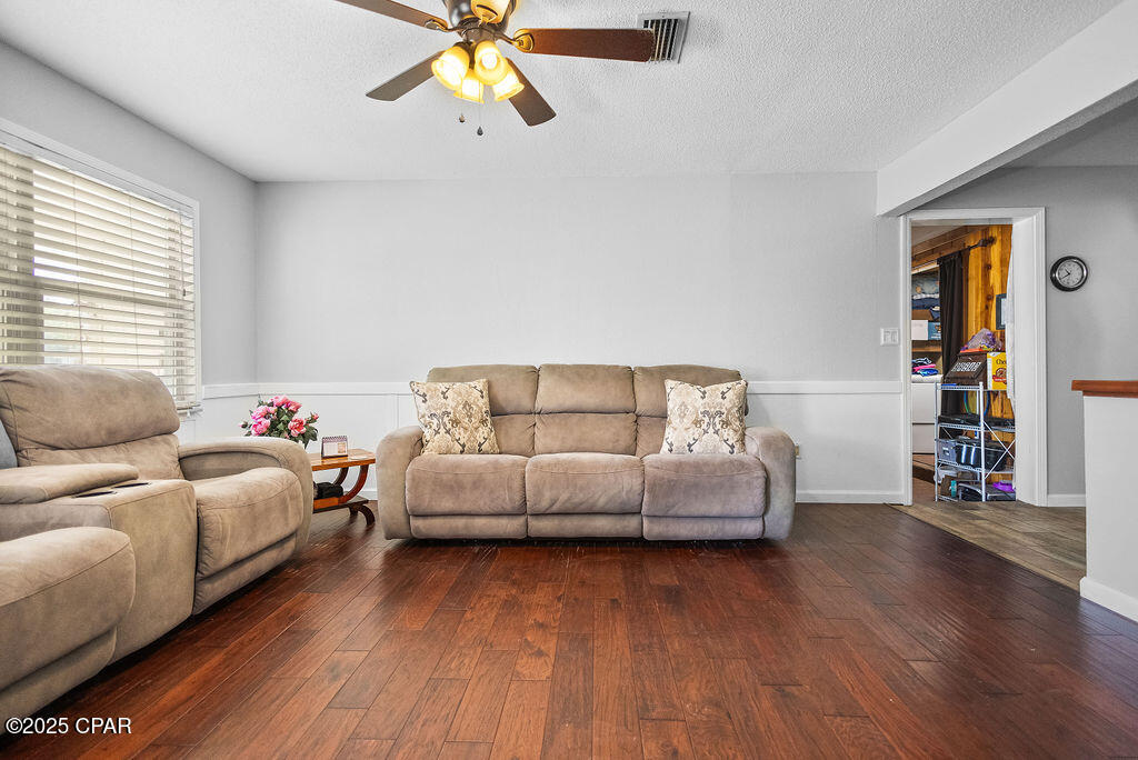 1652 Sunny Hills Boulevard, Chipley, Florida image 8