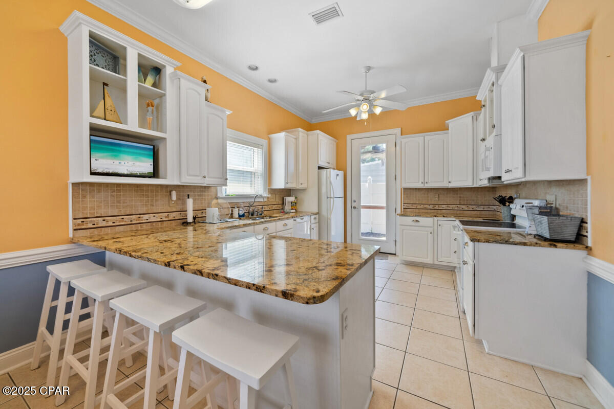 Image 8 For 14205 Millcole Avenue