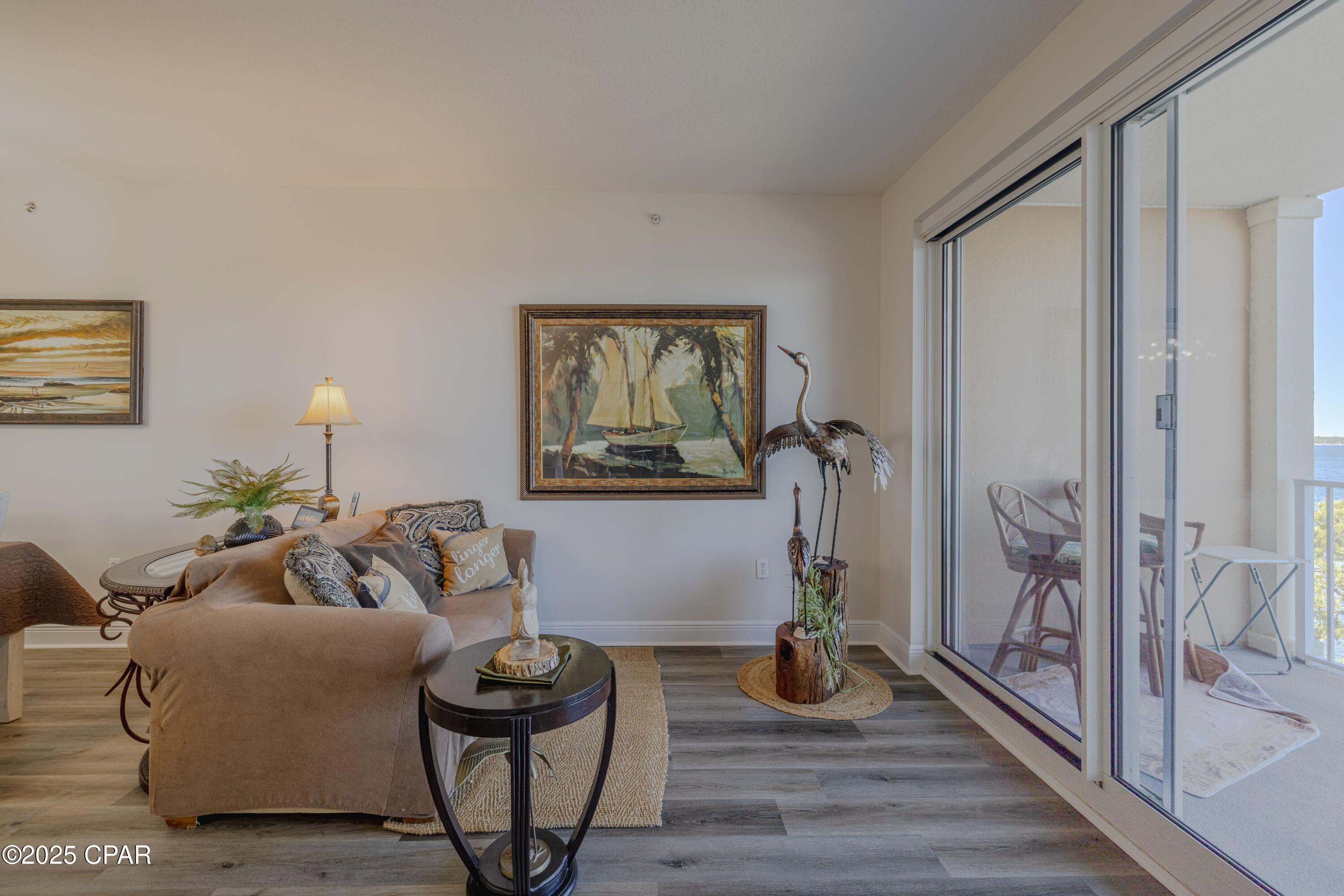 Image 10 For 2400 Grandiflora Boulevard 702