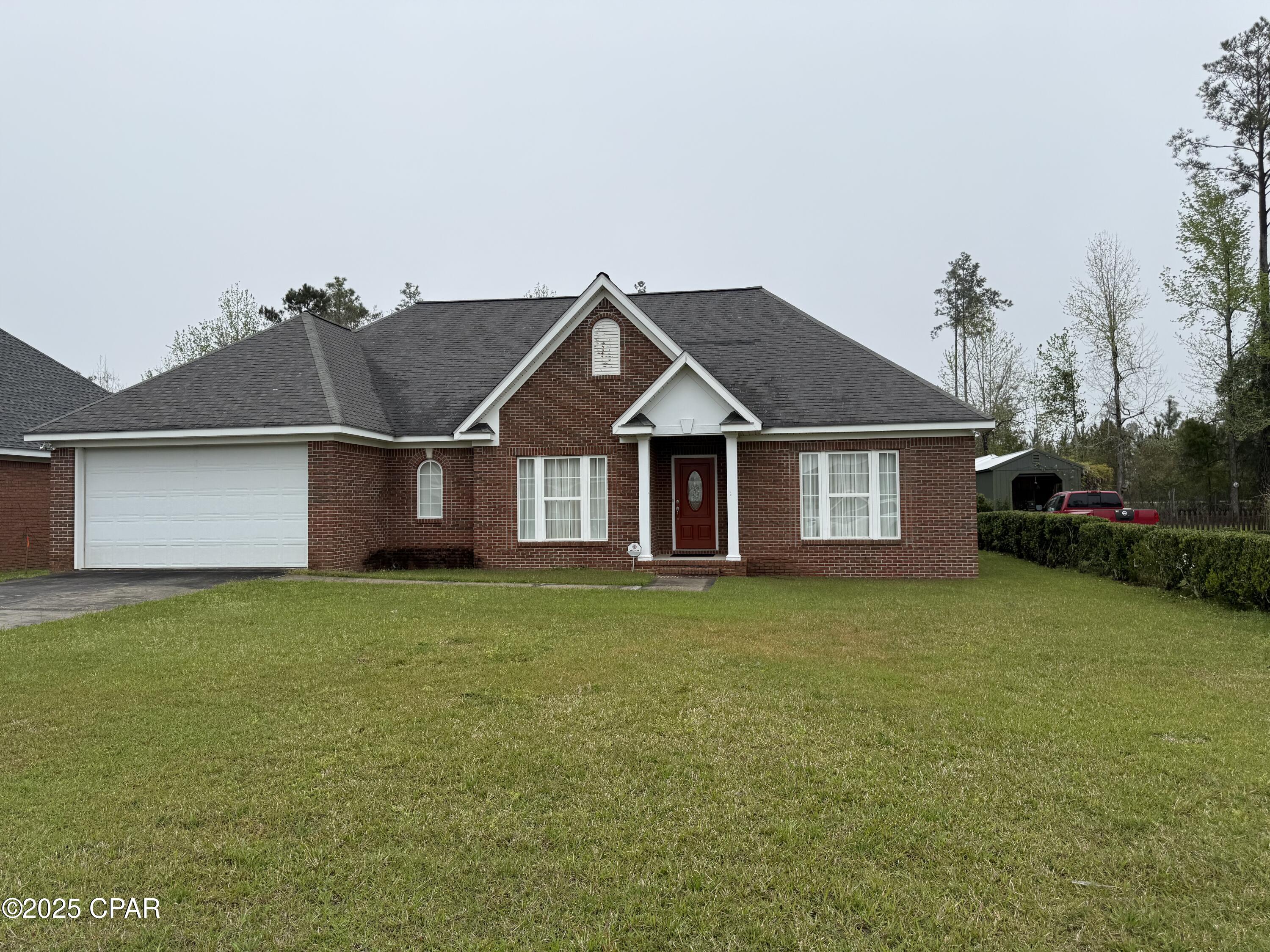 2557 Woods View Drive, Marianna, Florida image 1