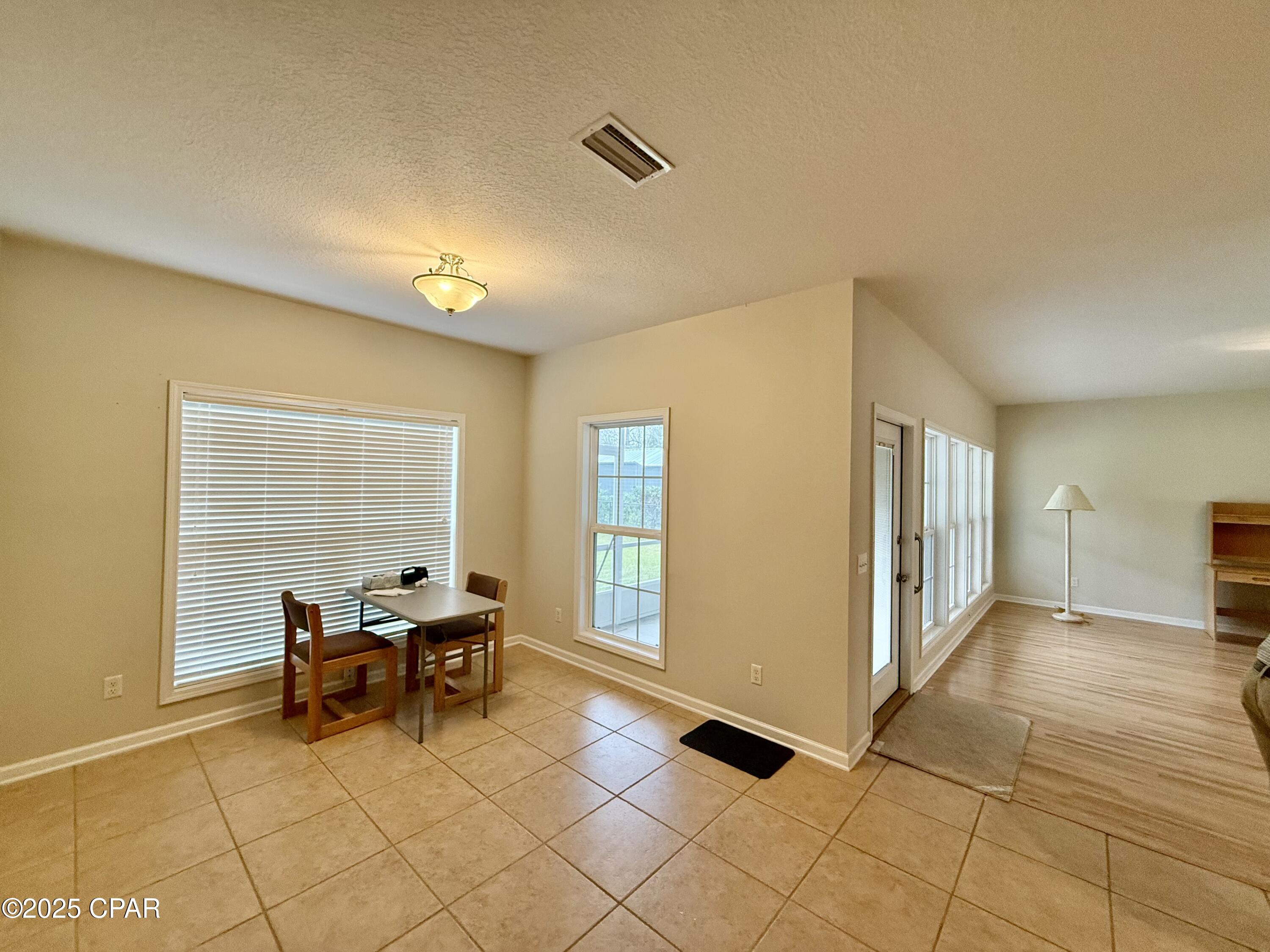 2557 Woods View Drive, Marianna, Florida image 12