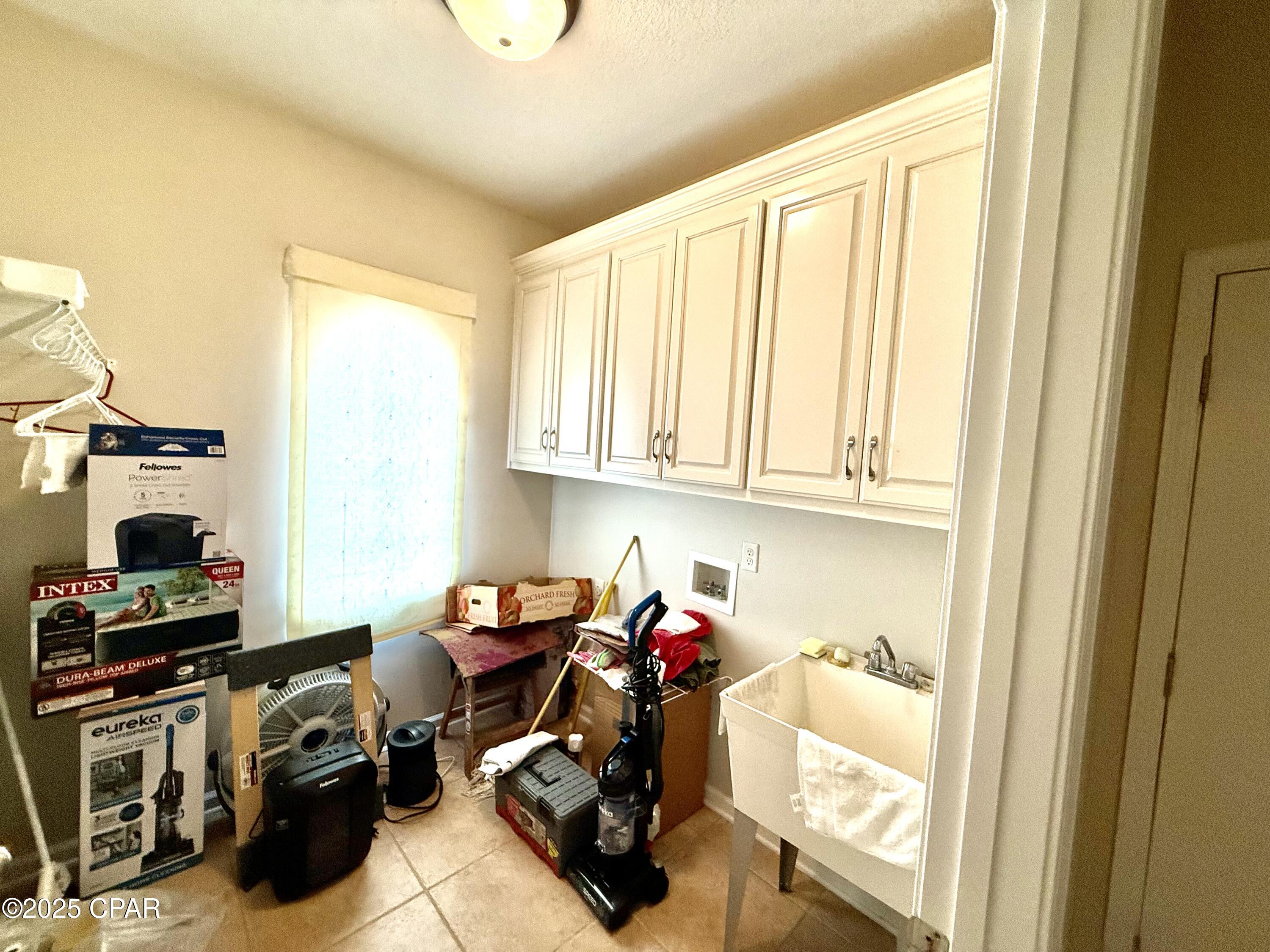2557 Woods View Drive, Marianna, Florida image 19