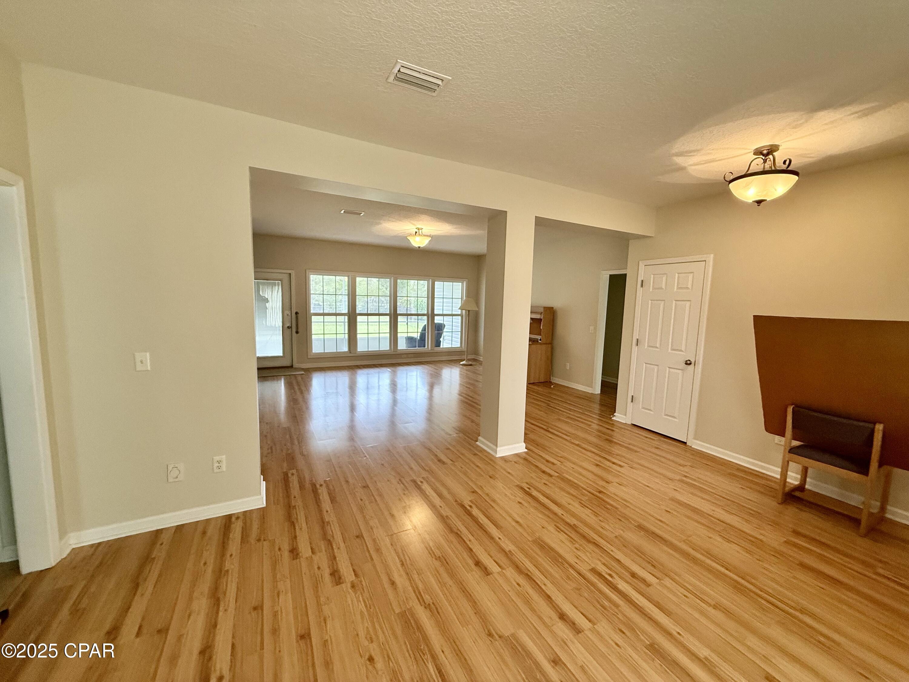 Image 5 For 2557 Woods View Drive