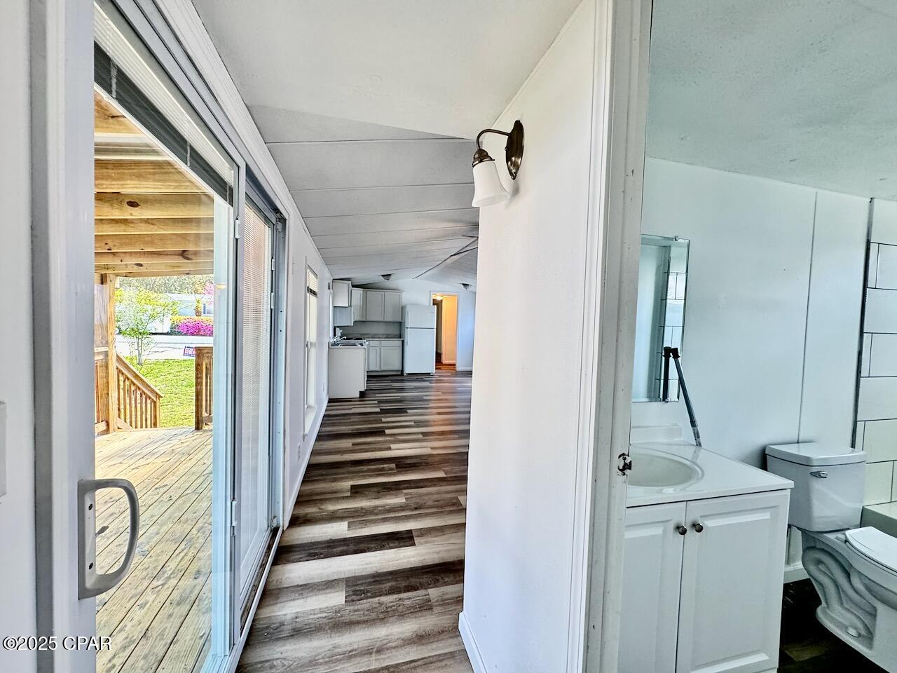 Image 15 For 325 Hibiscus Drive