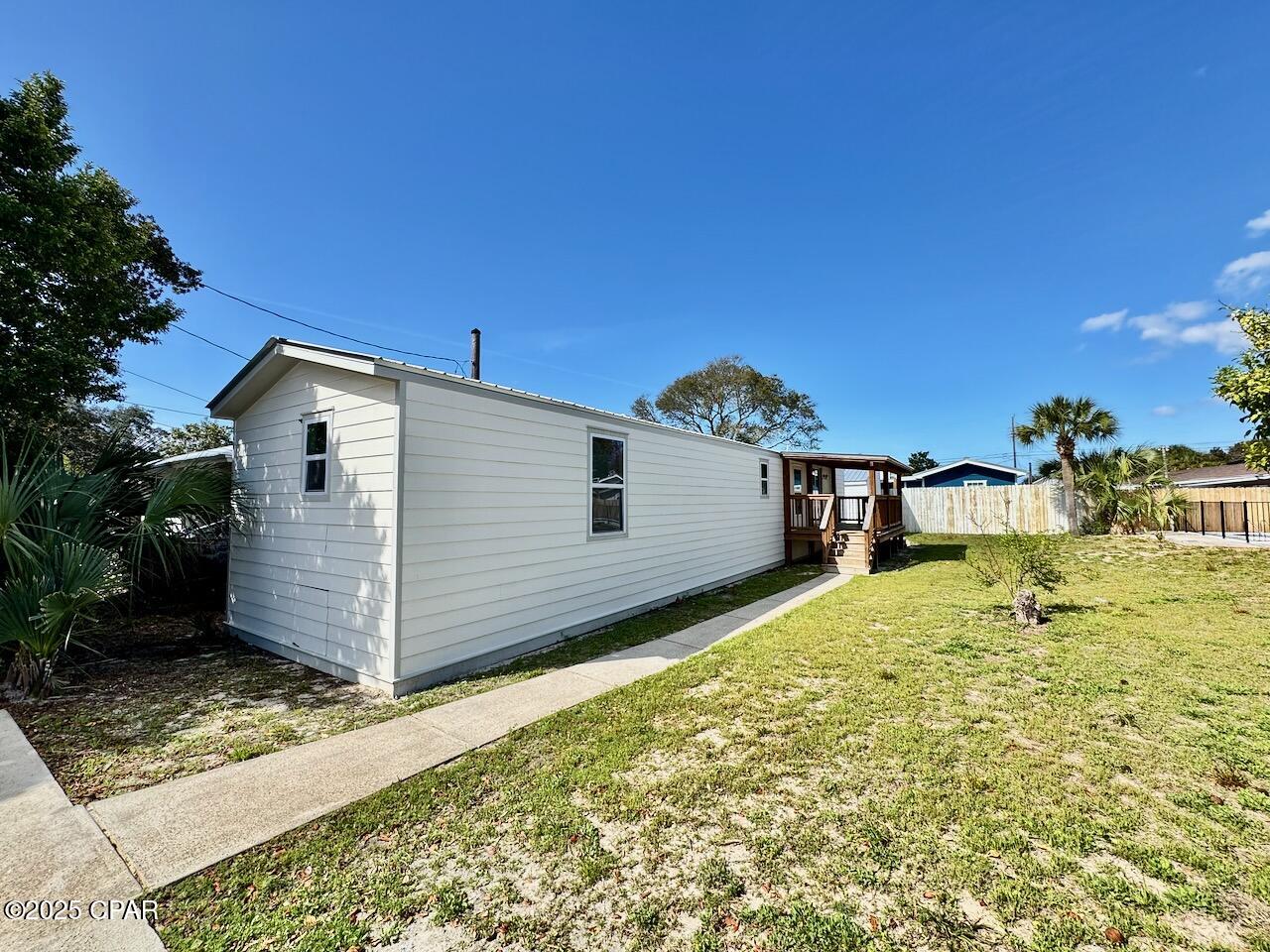 Image 31 For 325 Hibiscus Drive