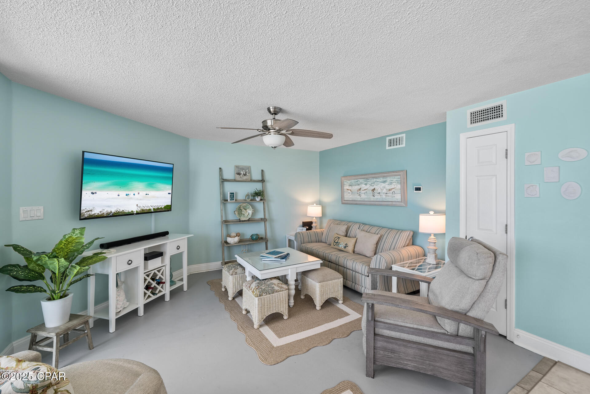 Image 13 For 17155 Front Beach Road 405w