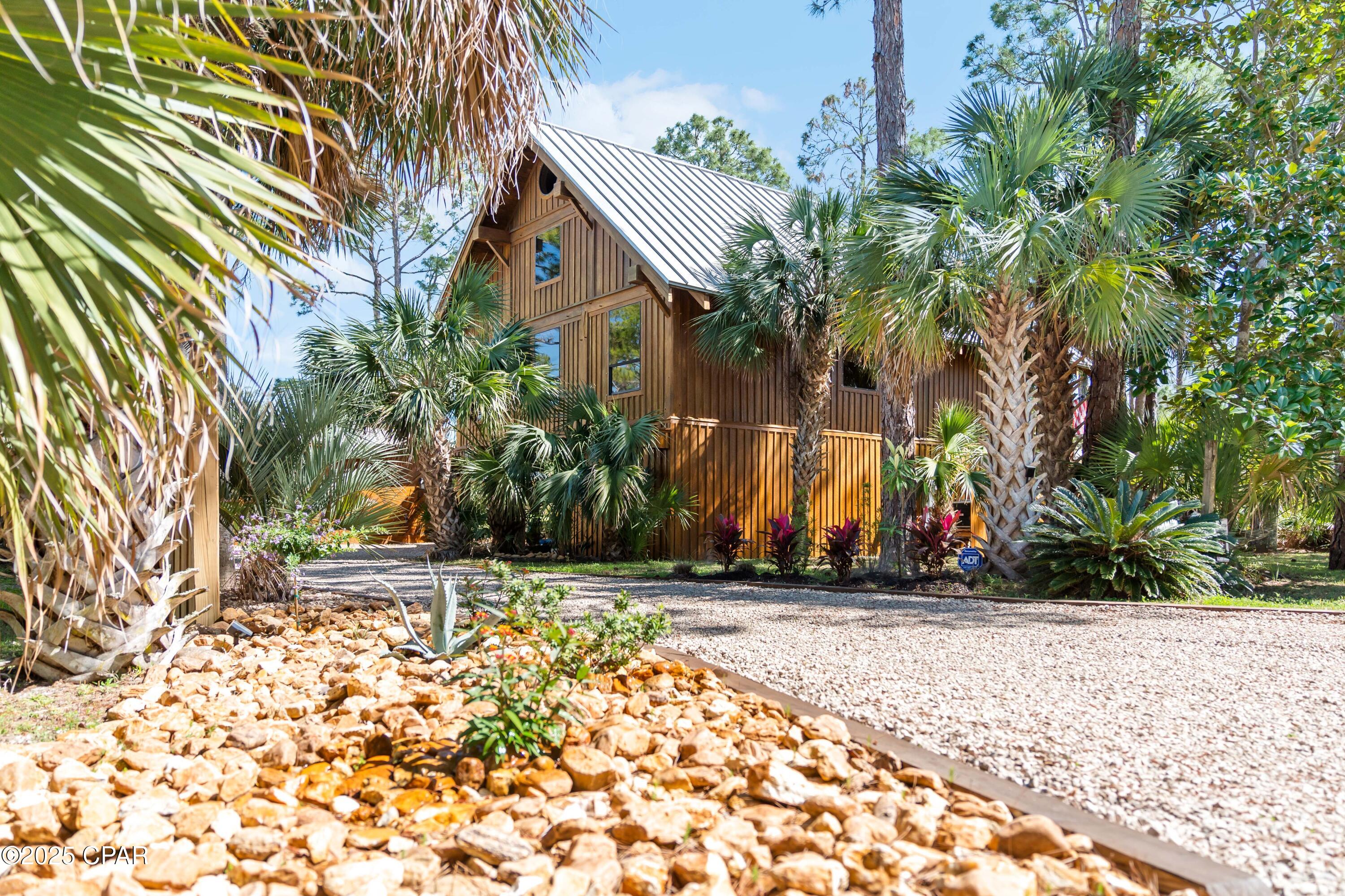 136 S Oak Street, Port St. Joe, Florida image 1
