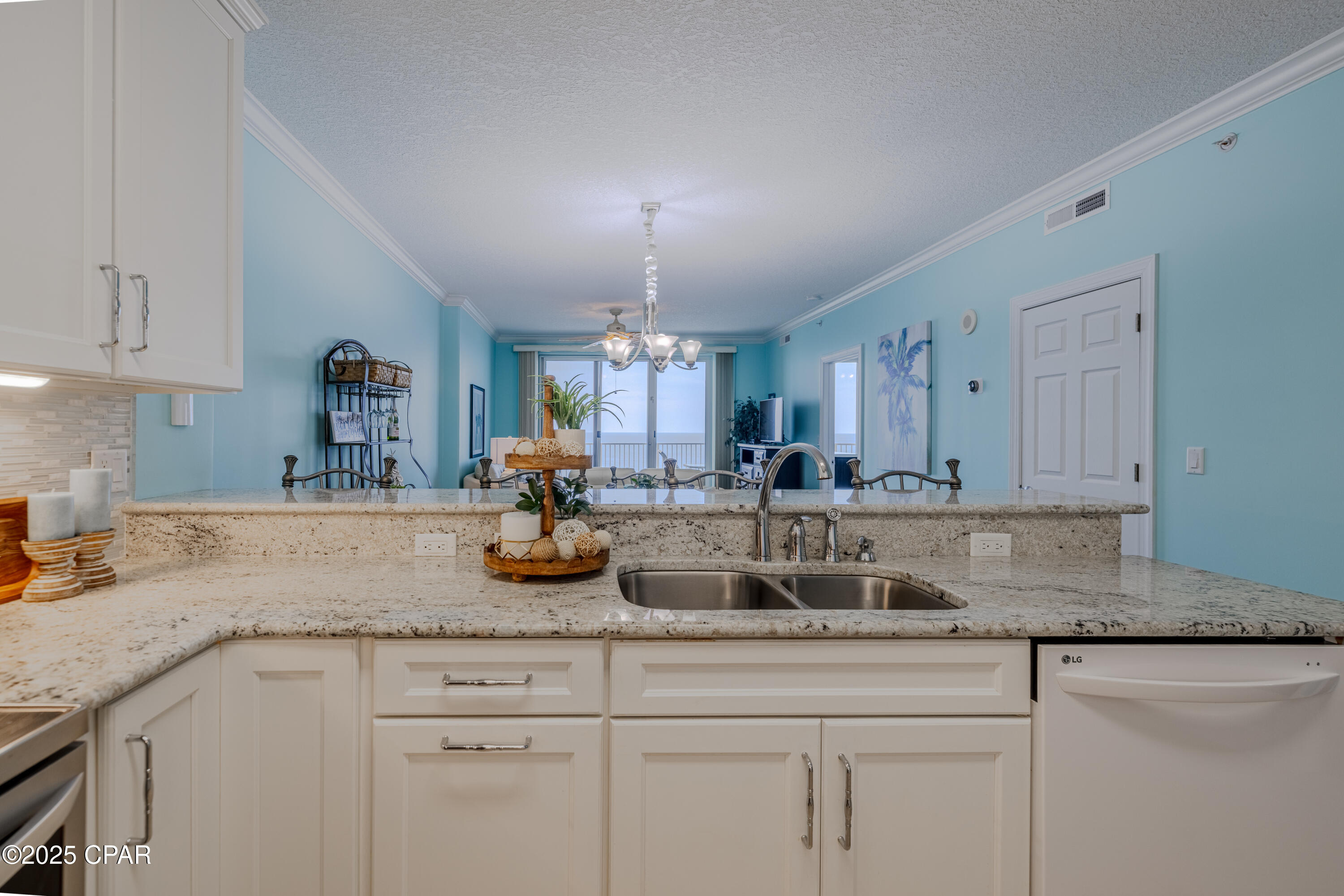 Image 4 For 17545 Front Beach Road 1507