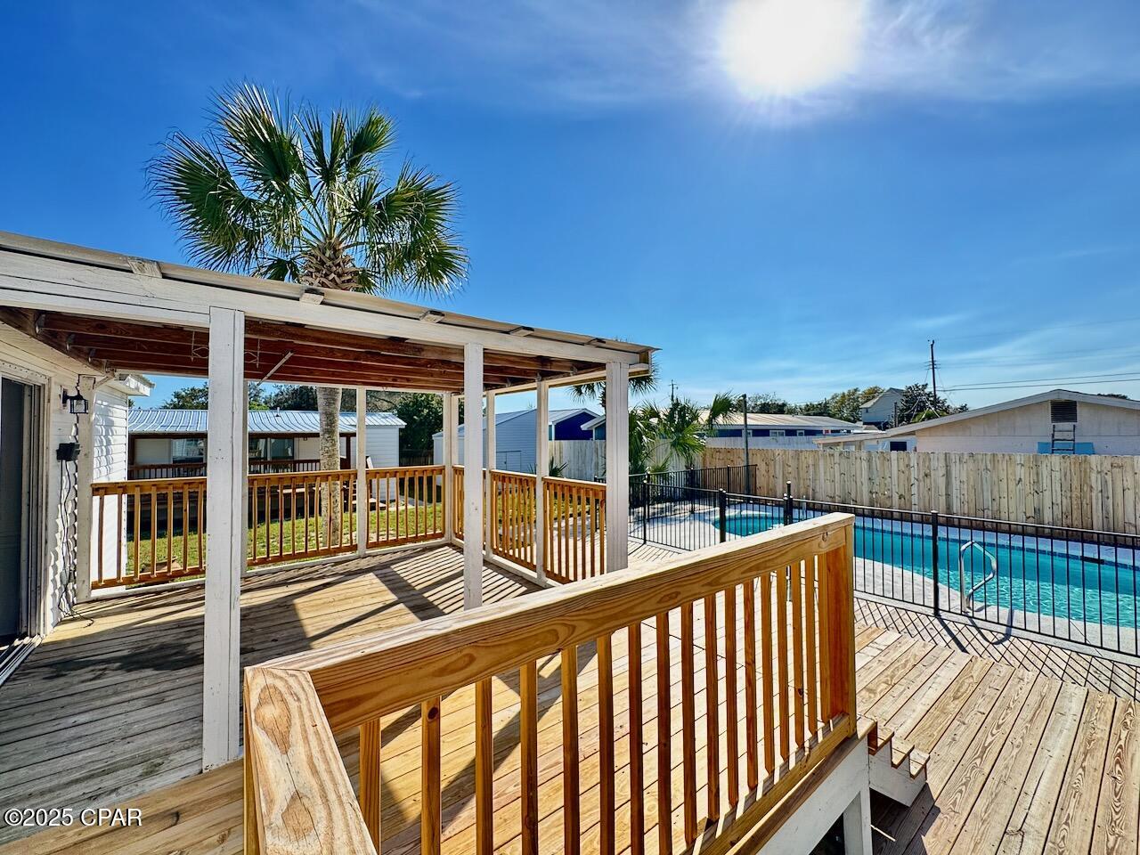 Image 10 For 327 Hibiscus Drive
