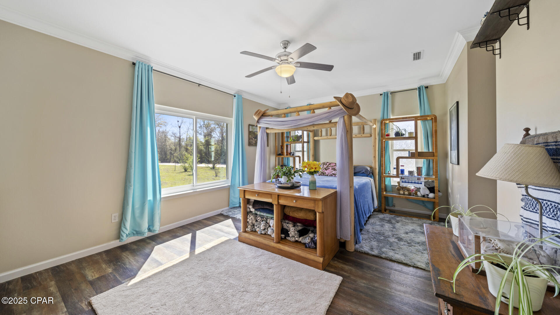 10555 River Alley Road, Youngstown, Florida image 11