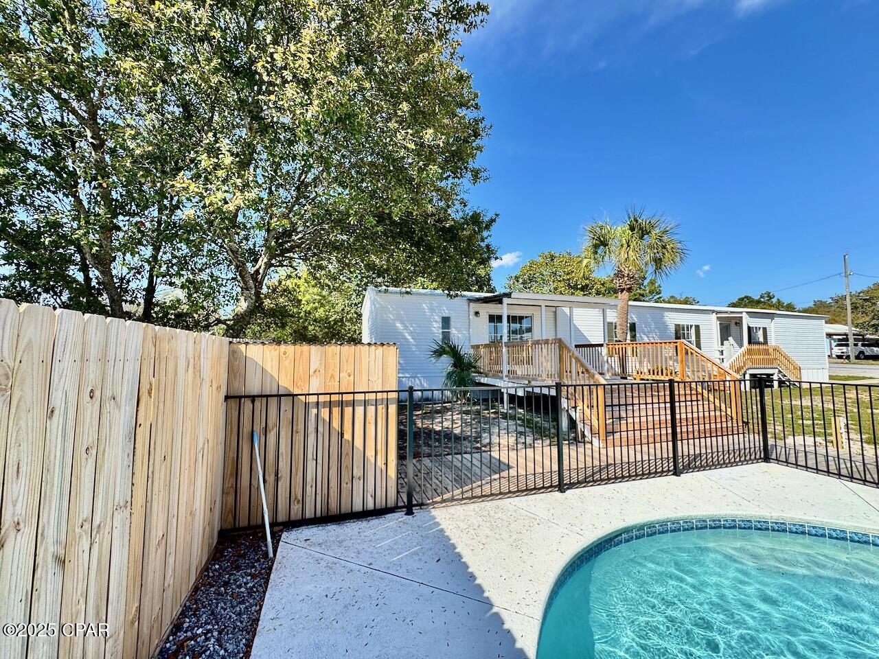 Image 6 For 329 Hibiscus Drive
