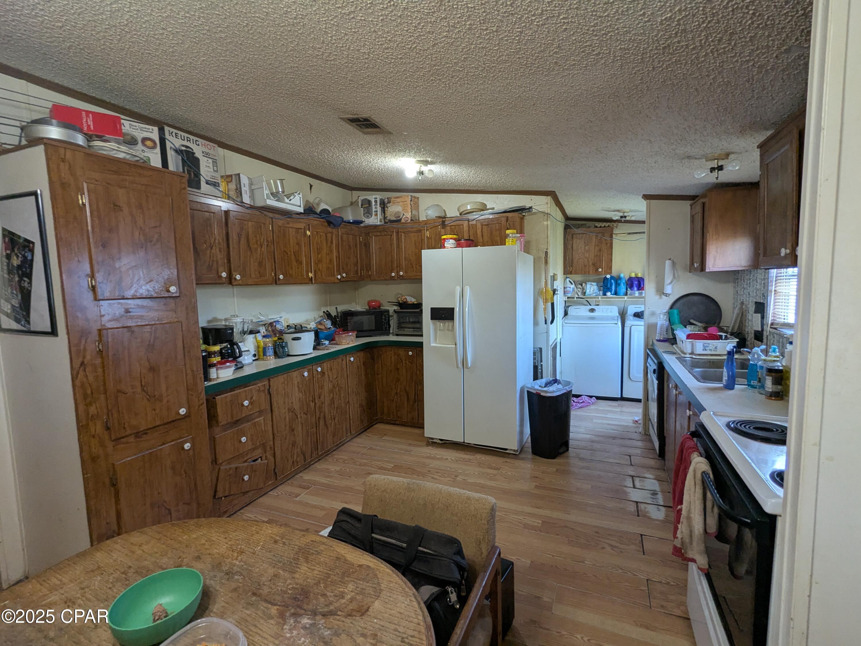 6431 Wolfe Lane, Youngstown, Florida image 10