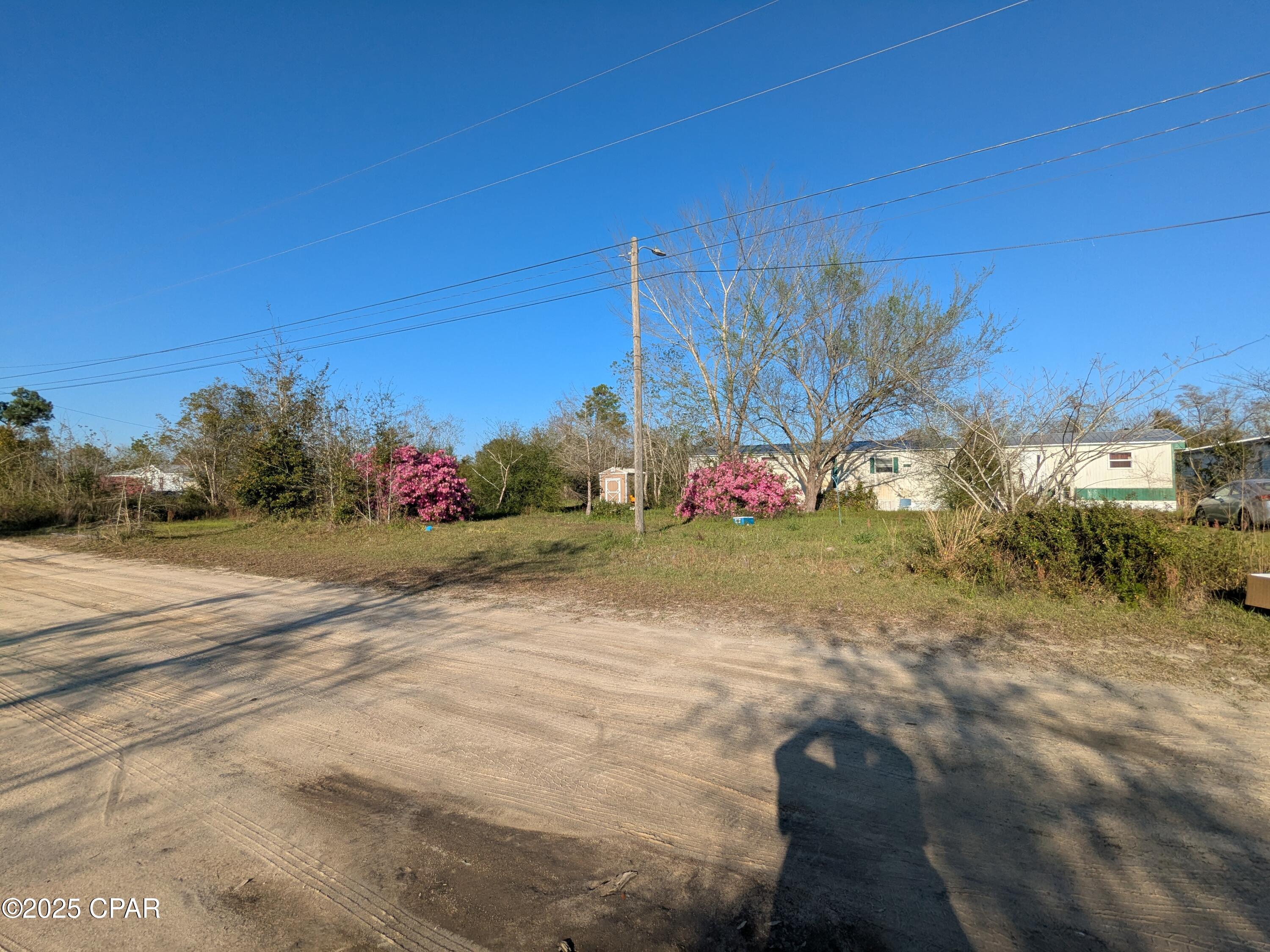 6431 Wolfe Lane, Youngstown, Florida image 2