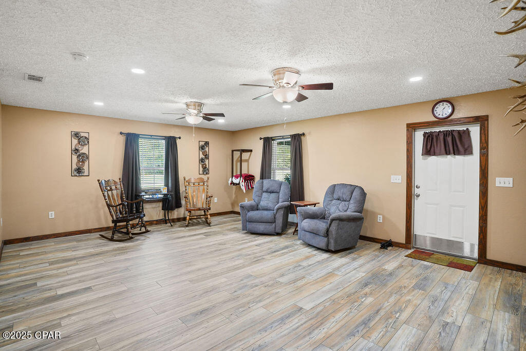 2089 Pike Pond Road, Alford, Florida image 4
