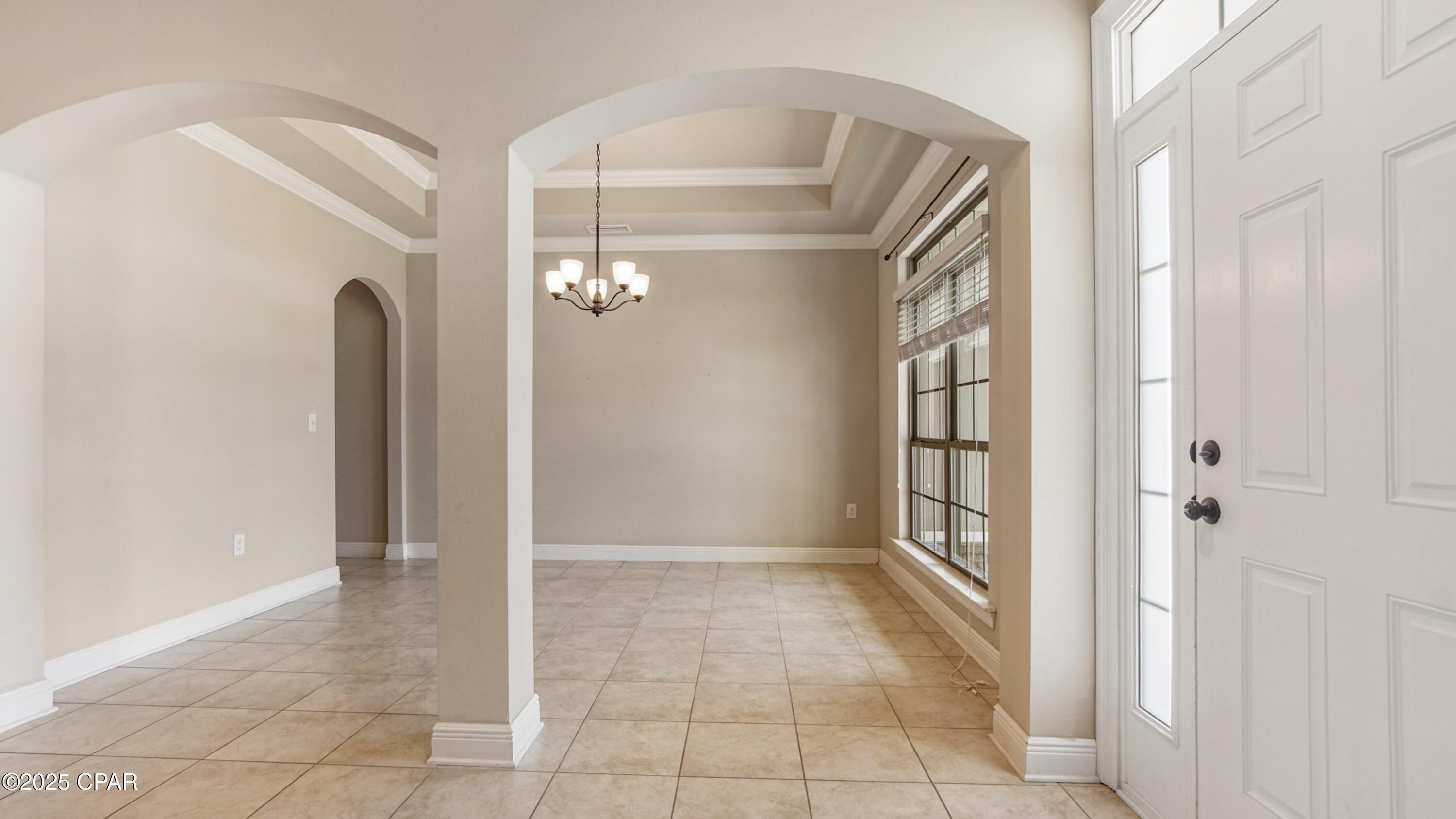 Image 25 For 221 Shoreview Drive