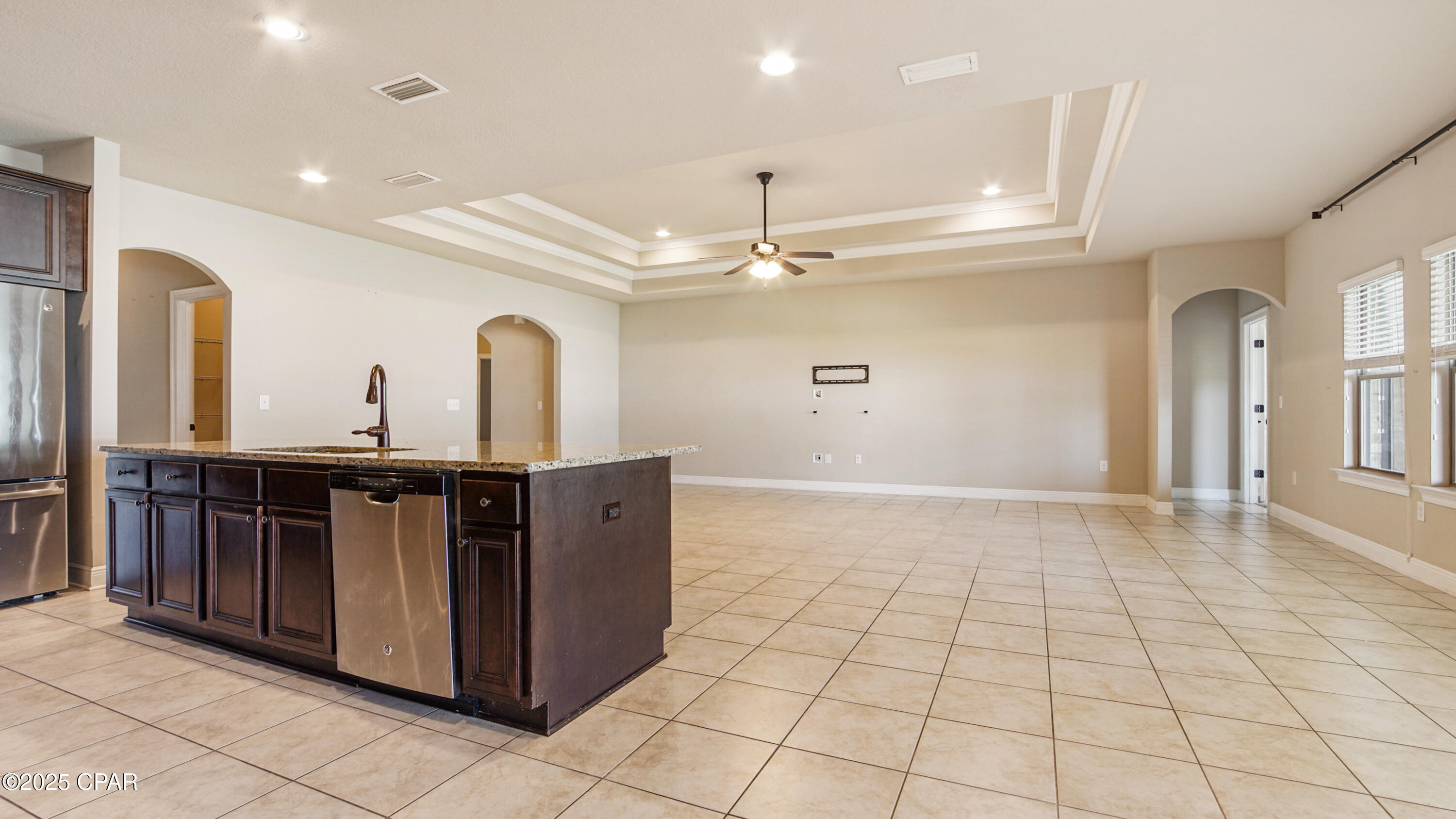 Image 40 For 221 Shoreview Drive