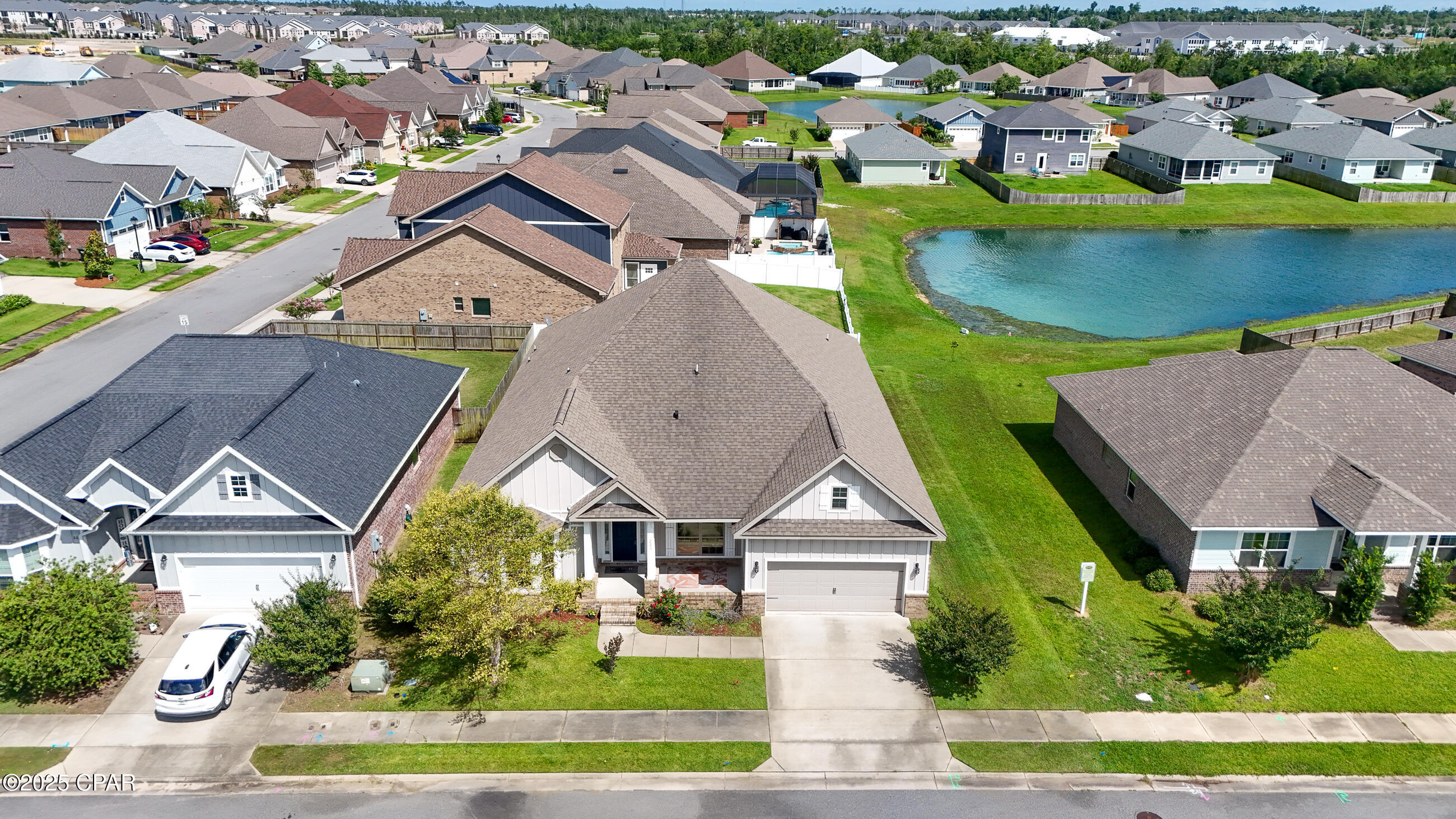 Image 6 For 221 Shoreview Drive
