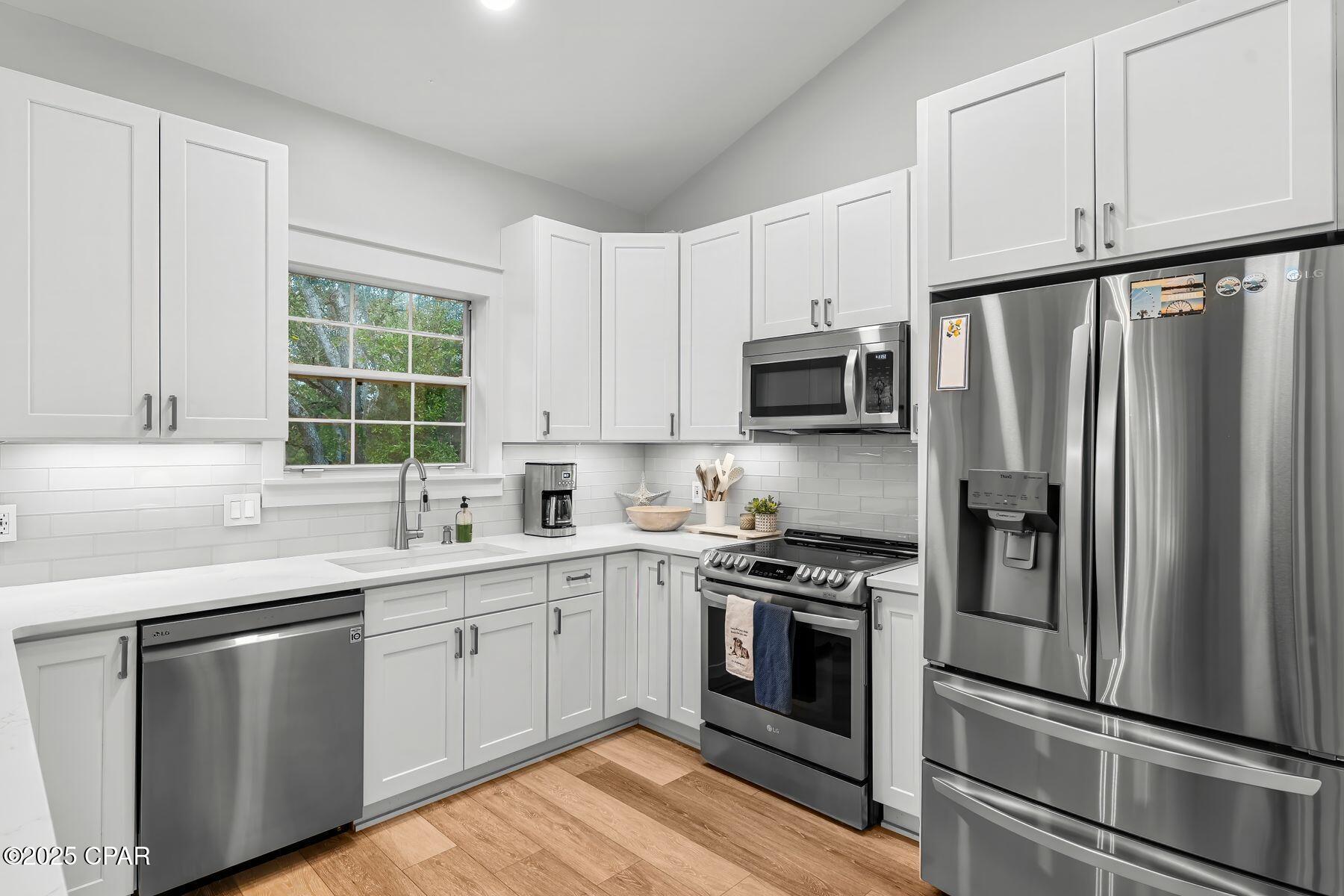 Image 4 For 24 Seabreeze Circle