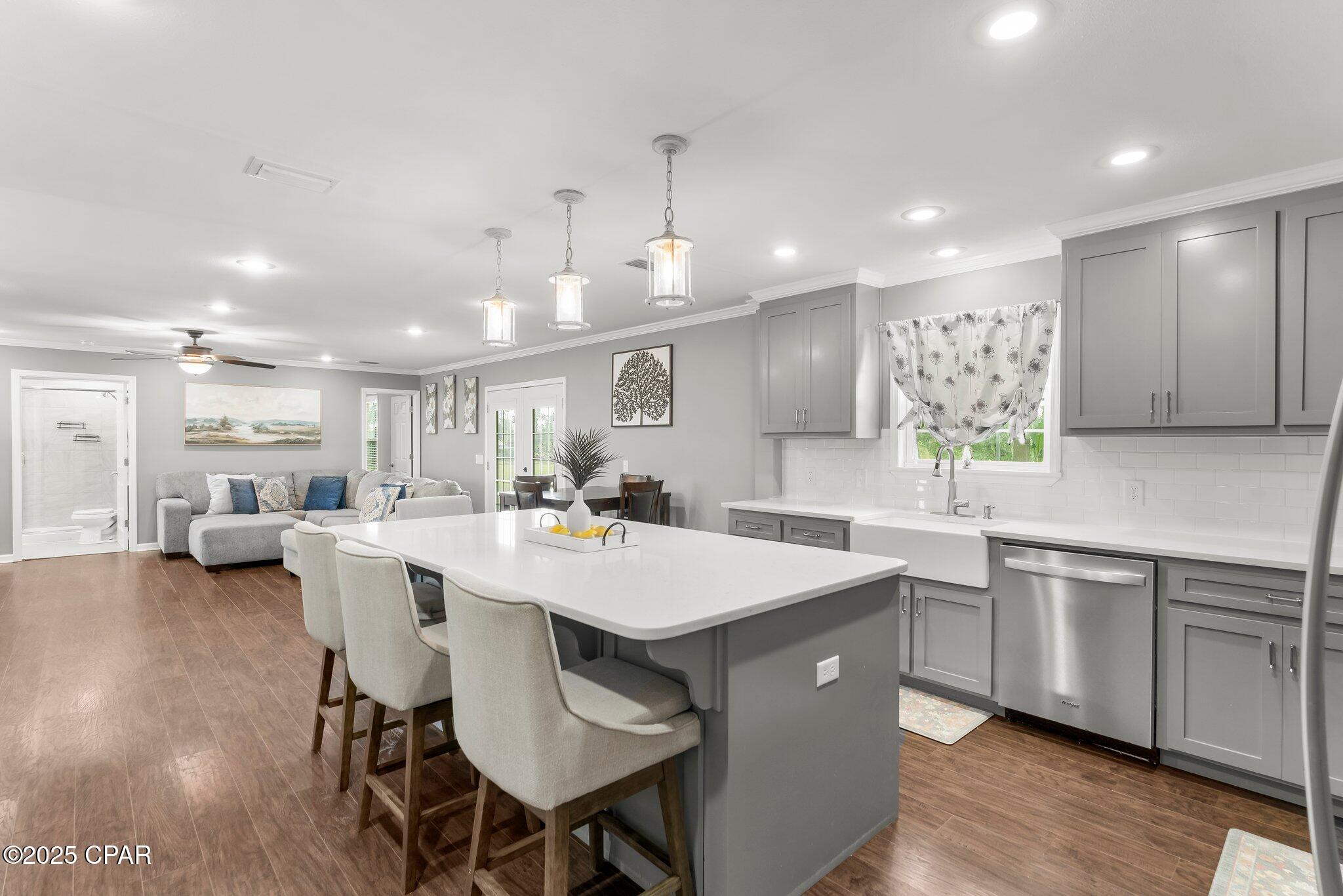 2187 Mayo Road, Grand Ridge, Florida image 21