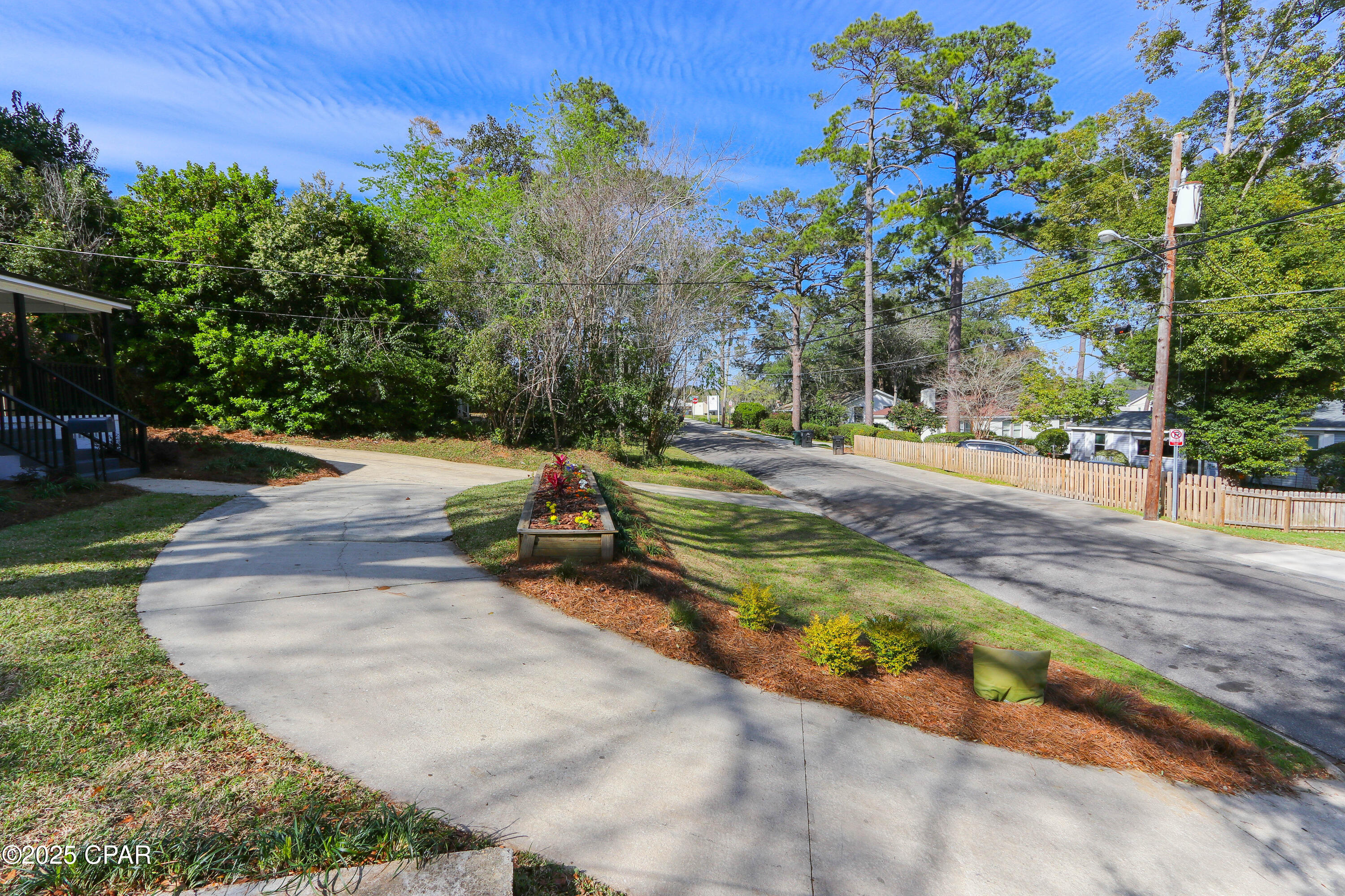Image 12 For 1536 Colonial Drive