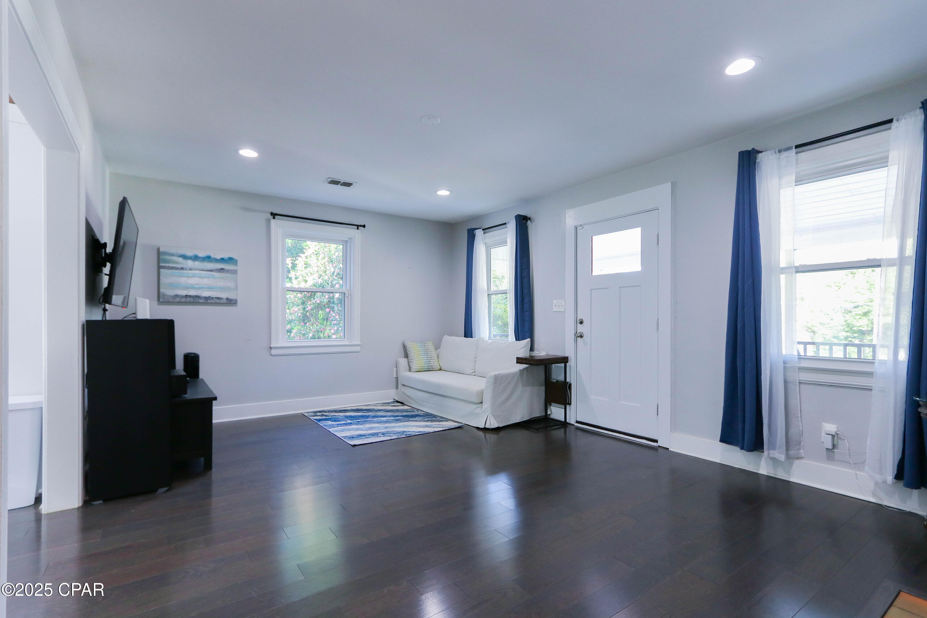 Image 18 For 1536 Colonial Drive