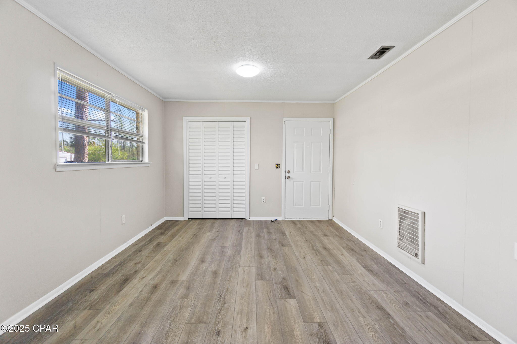 2590 Mckinnon Street, Cottondale, Florida image 9