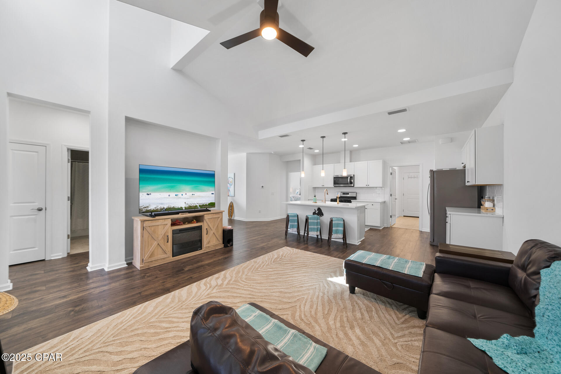 Image 13 For 8453 Landshark Boulevard
