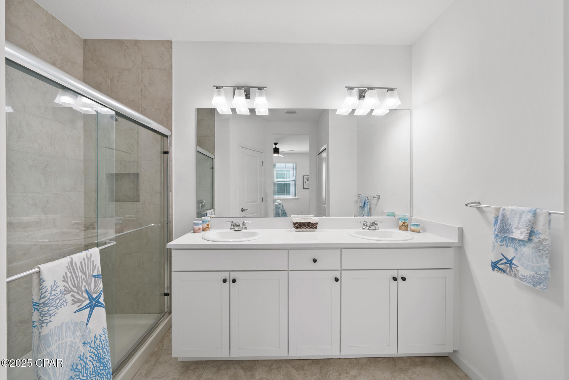 Image 4 For 8453 Landshark Boulevard