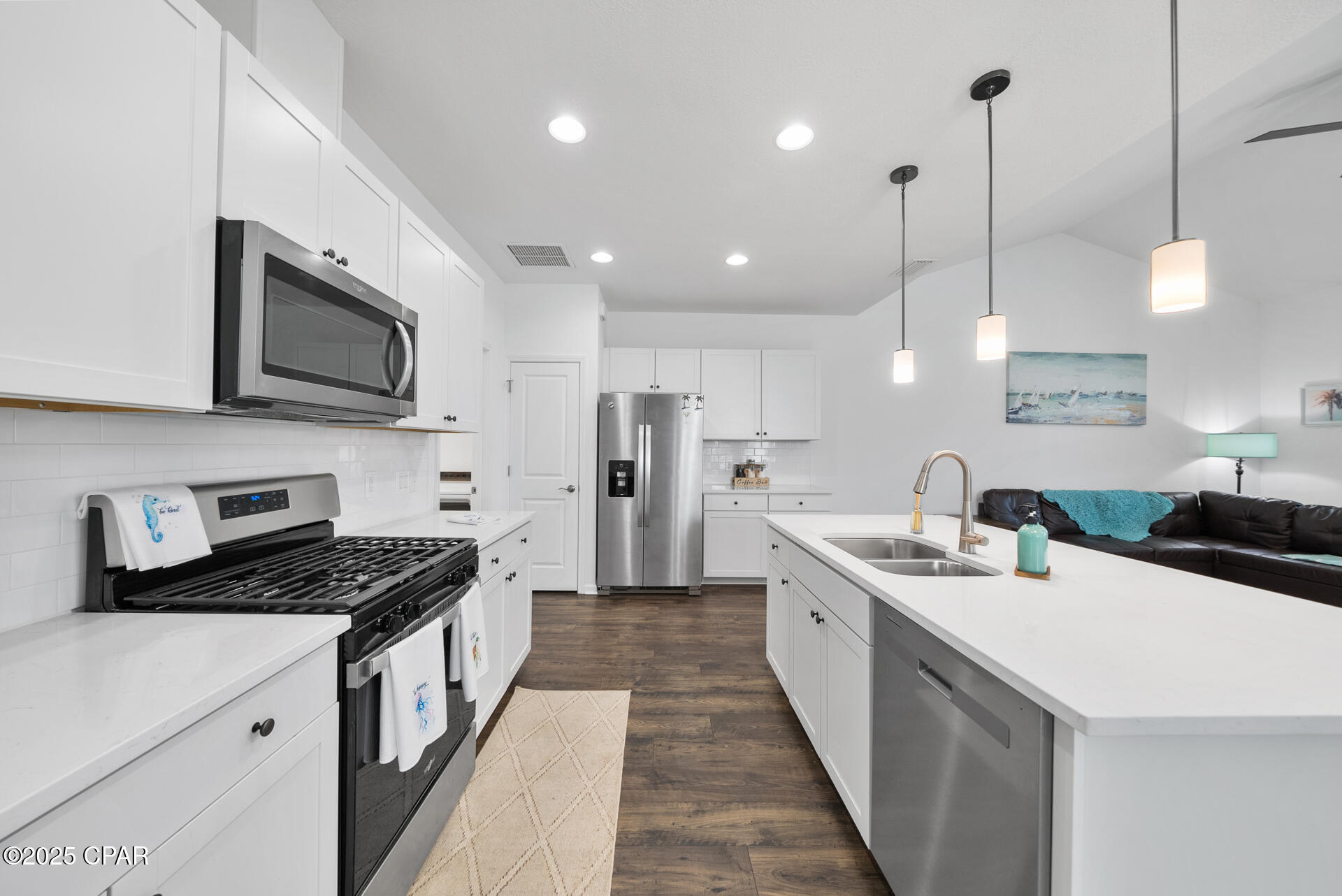 Image 7 For 8453 Landshark Boulevard