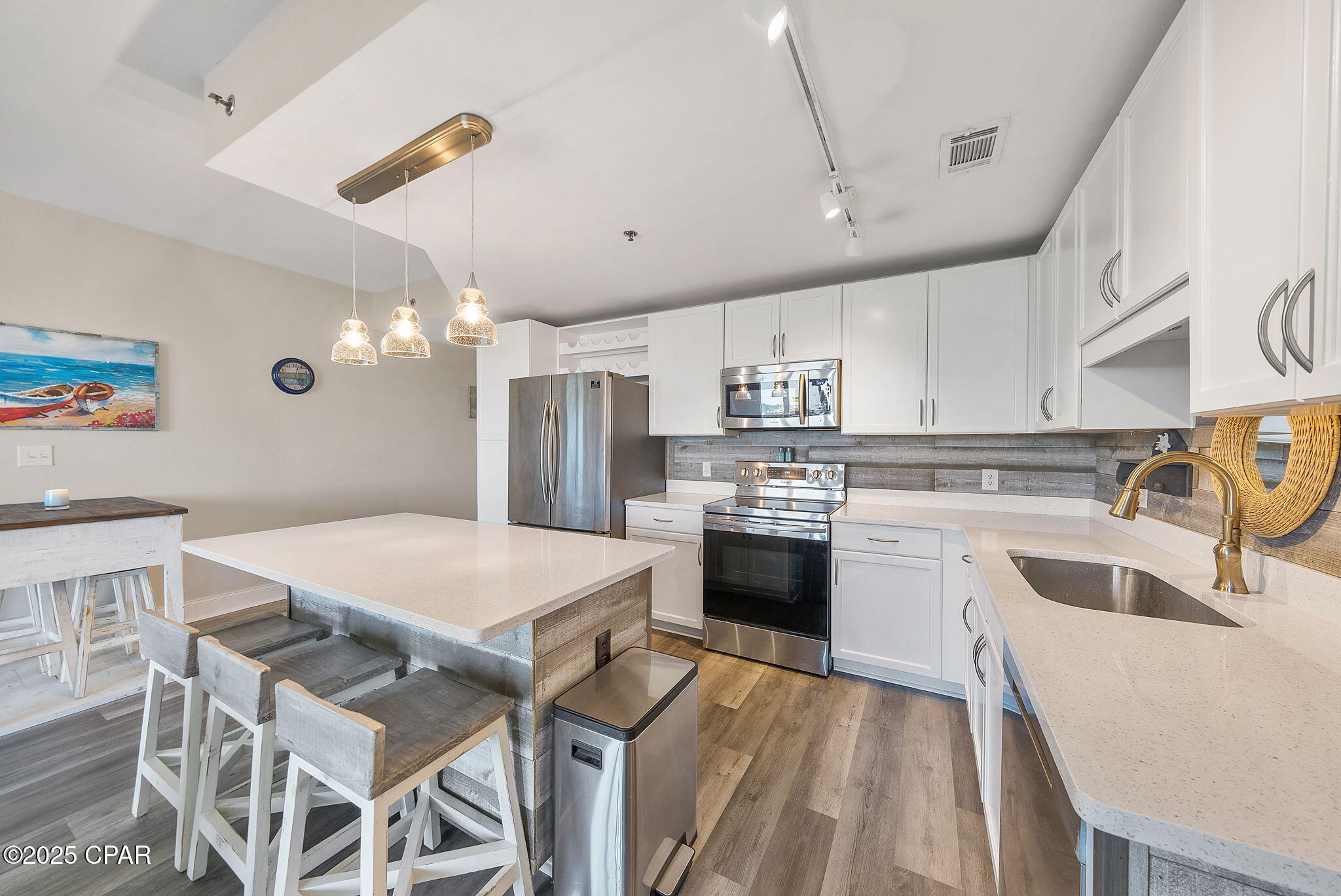 9860 S Thomas Drive #304, Panama City, Florida image 22
