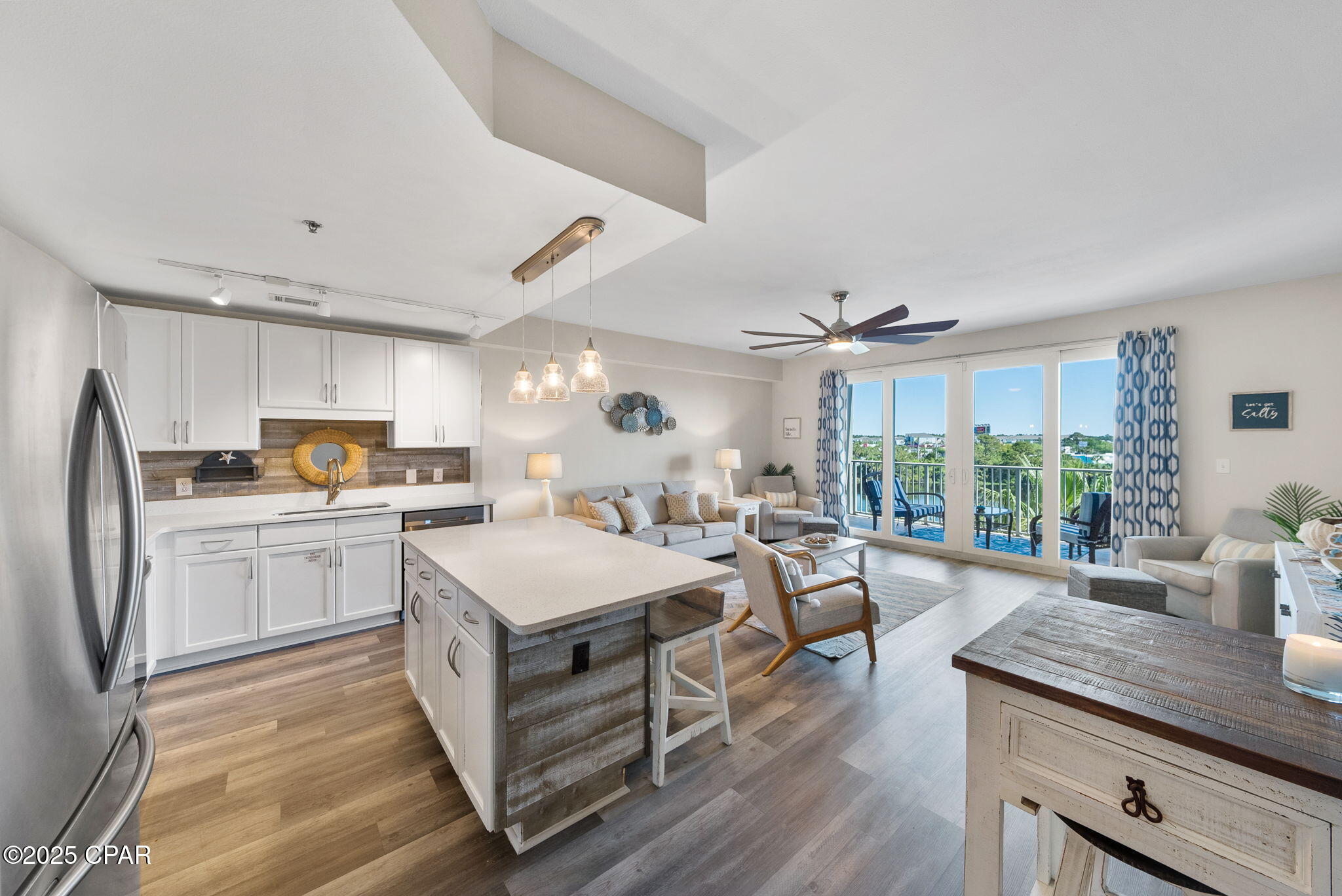 9860 S Thomas Drive #304, Panama City, Florida image 3