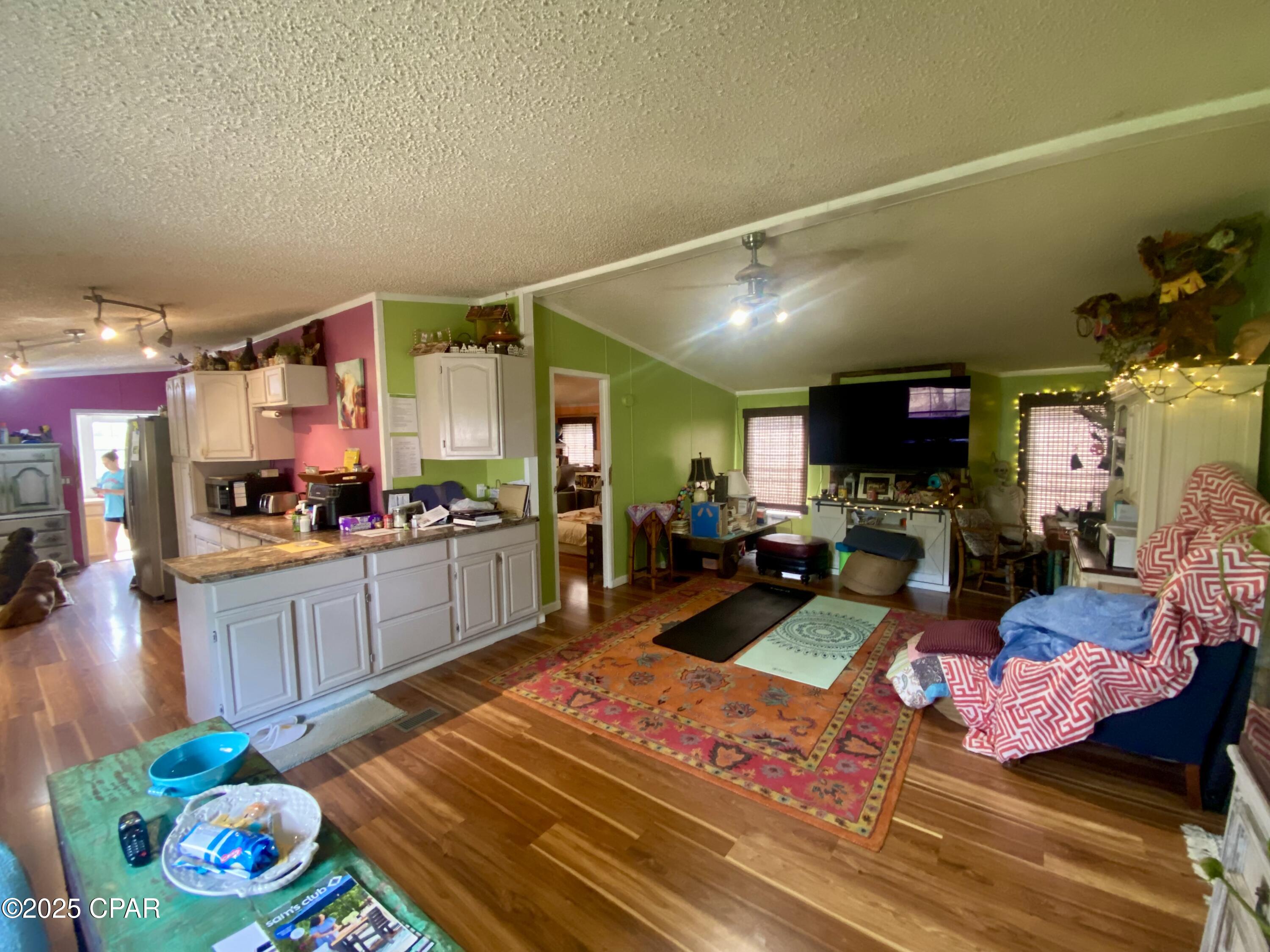 Image 6 For 287 Mayflower Drive