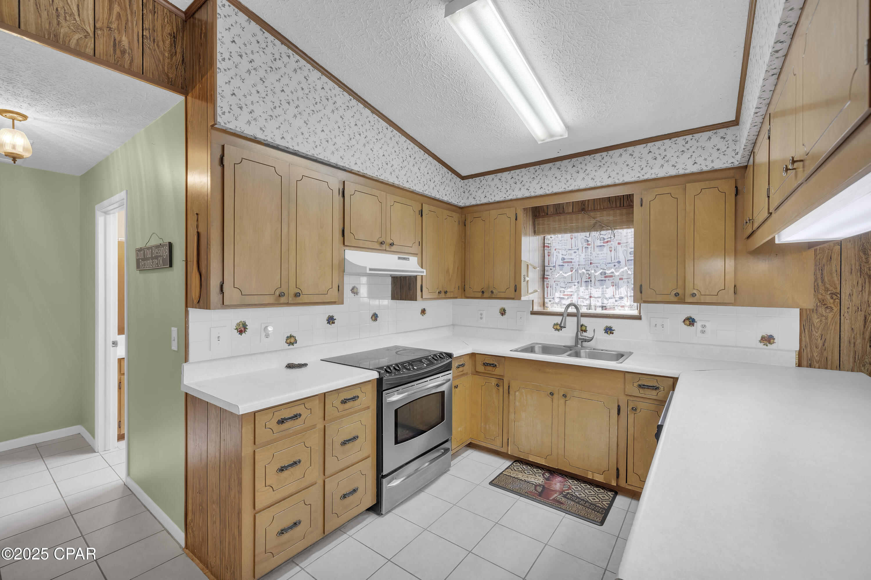 Image 12 For 5501 Lagoon Way