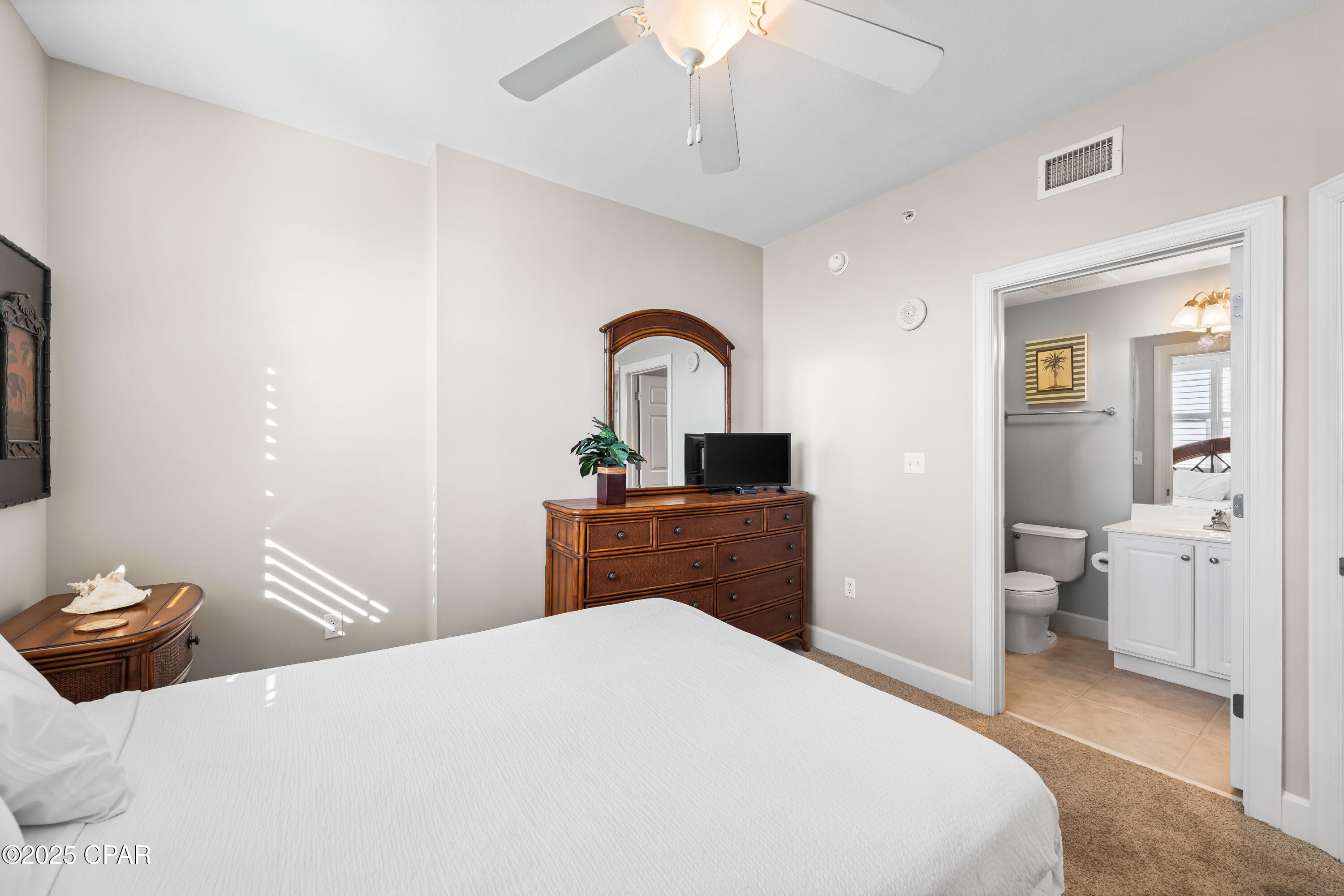 Image 16 For 14825 Front Beach Road  611