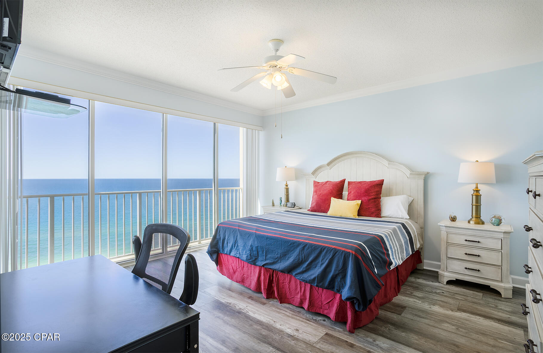 Image 18 For 9450 Thomas Drive 1702b