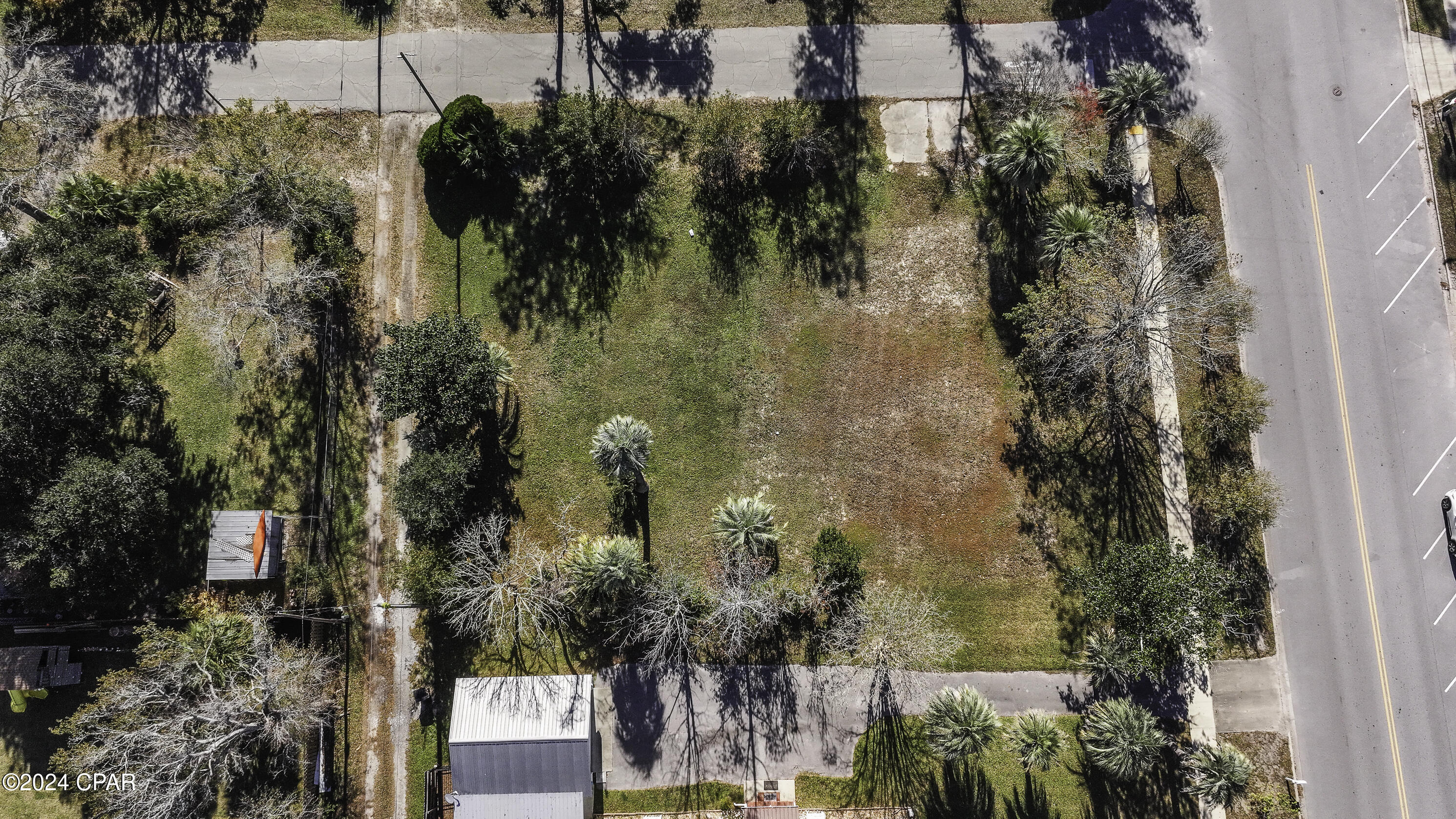 1015 Monument Avenue, Port St. Joe, Florida image 9