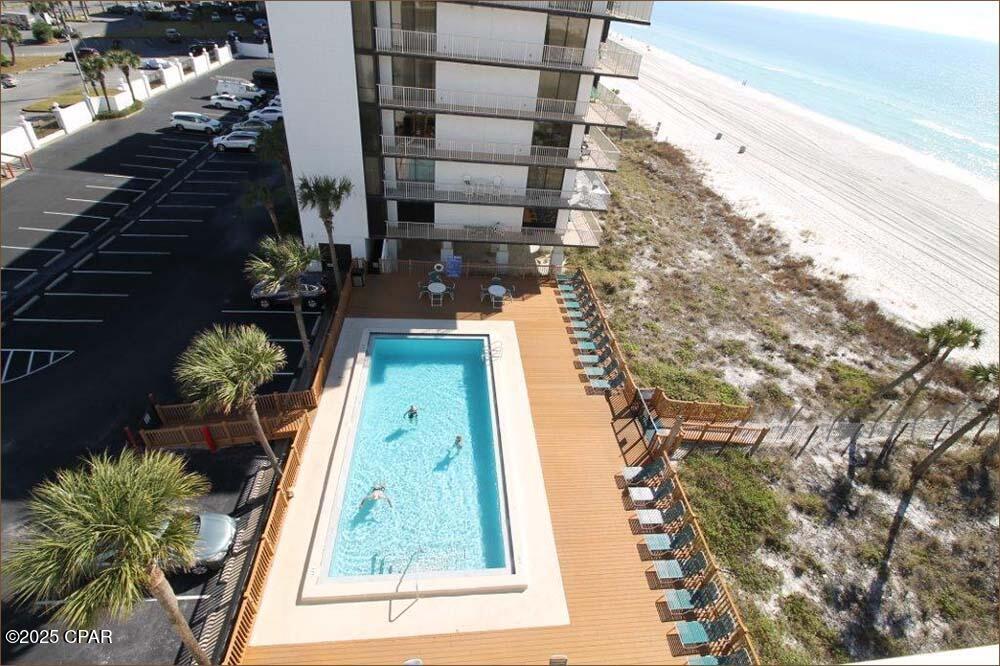 Image 19 For 11757 Front Beach Road W 600