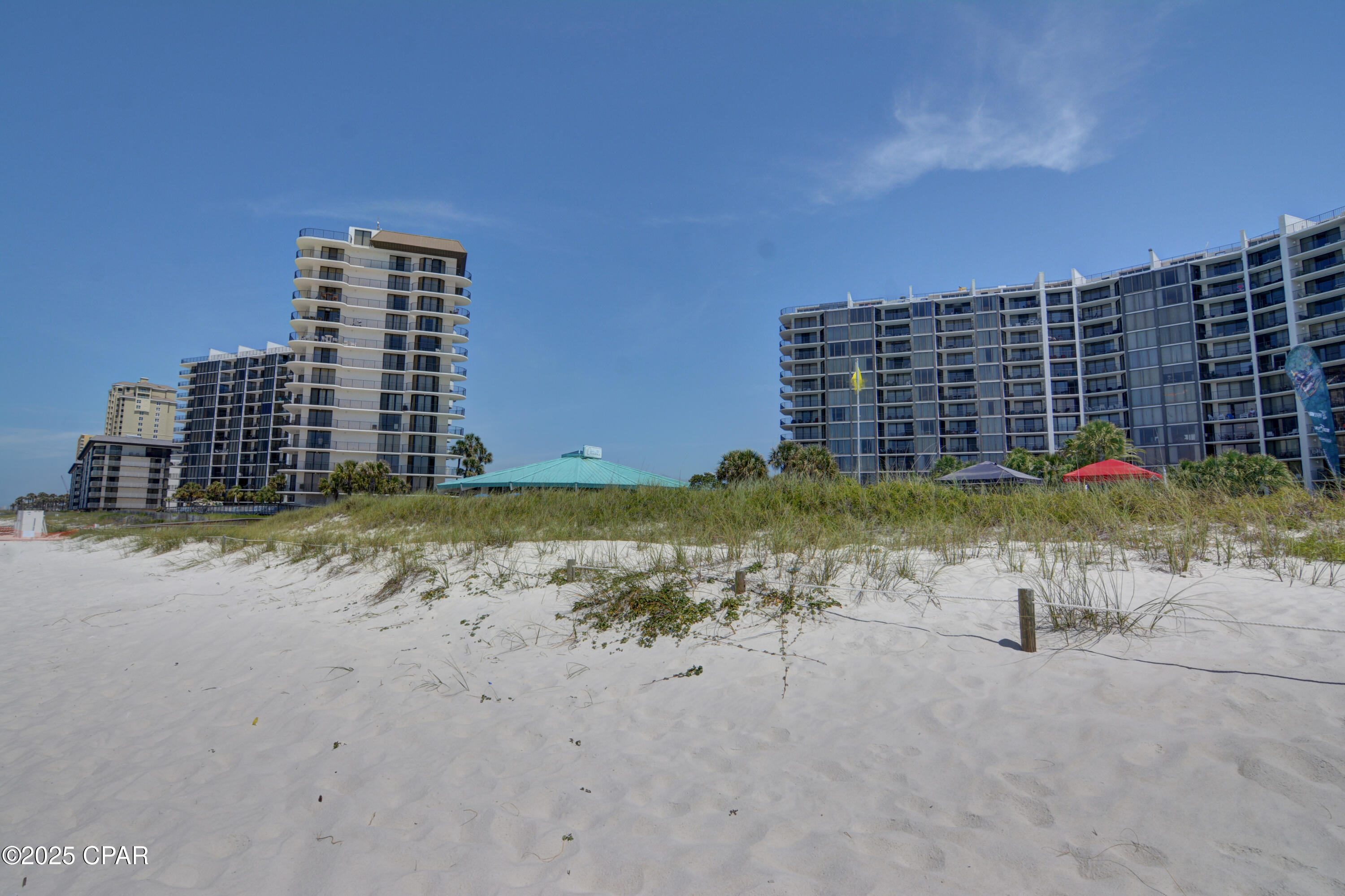 Image 40 For 11757 Front Beach Road W 600