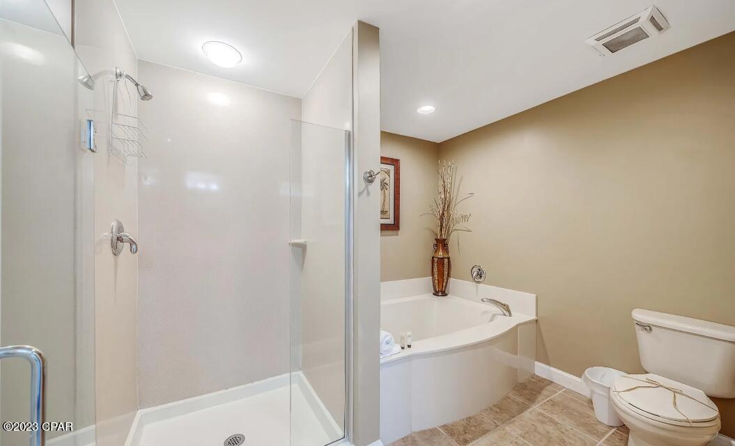 Image 23 For 9450 Thomas Drive 1804b