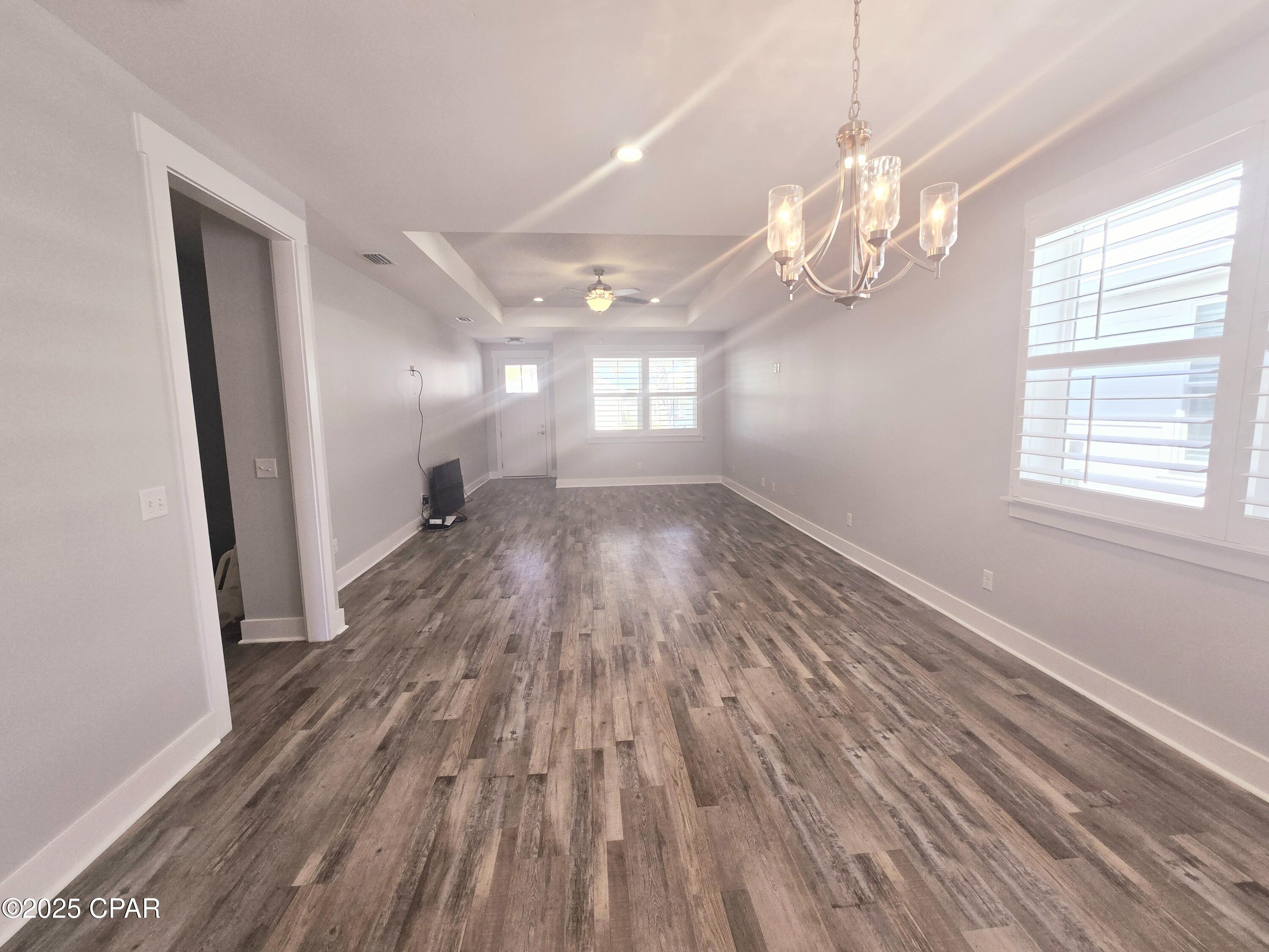 Image 11 For 8425 Warner Place