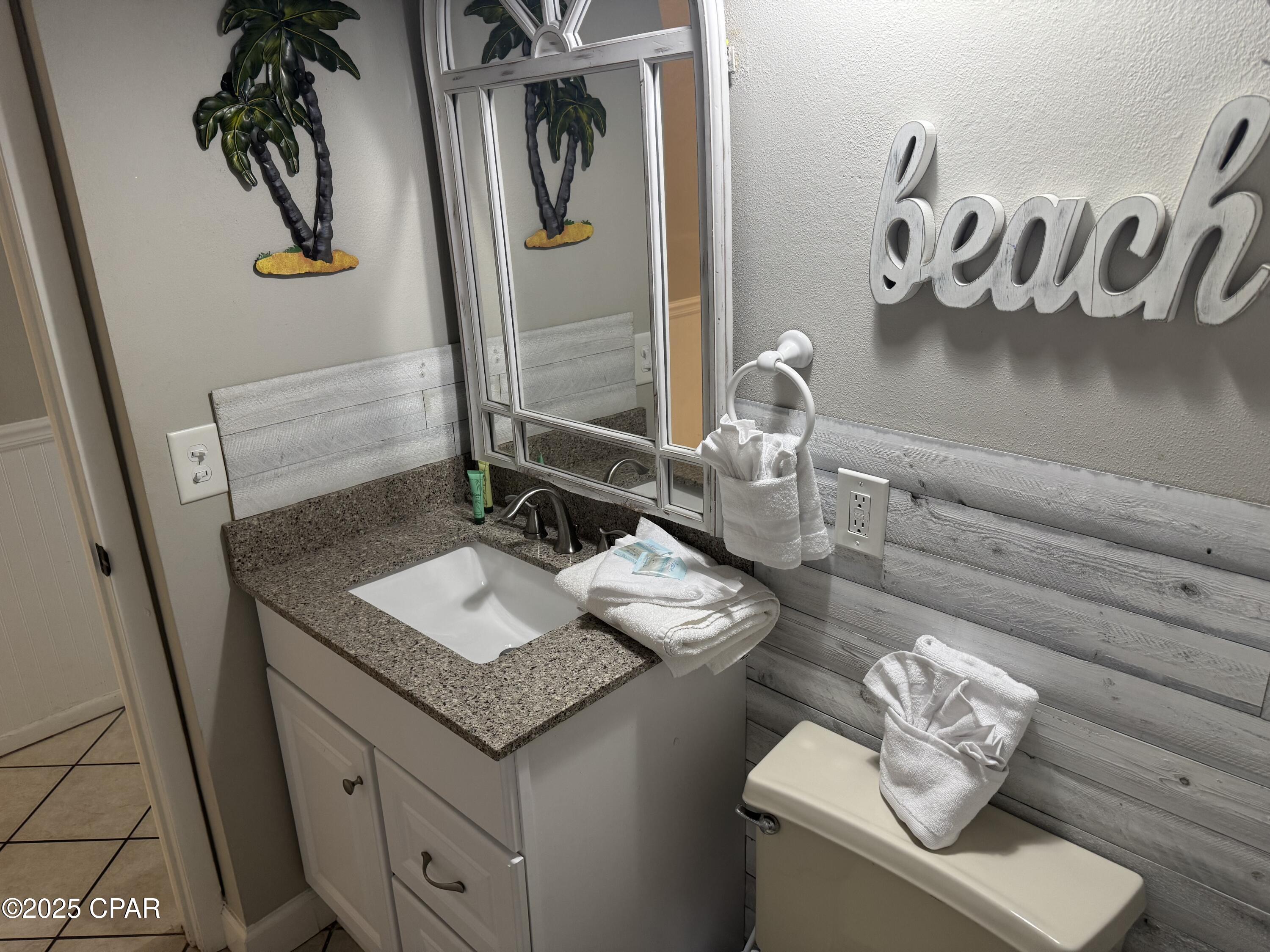 Image 11 For 8743 Thomas Drive 1328