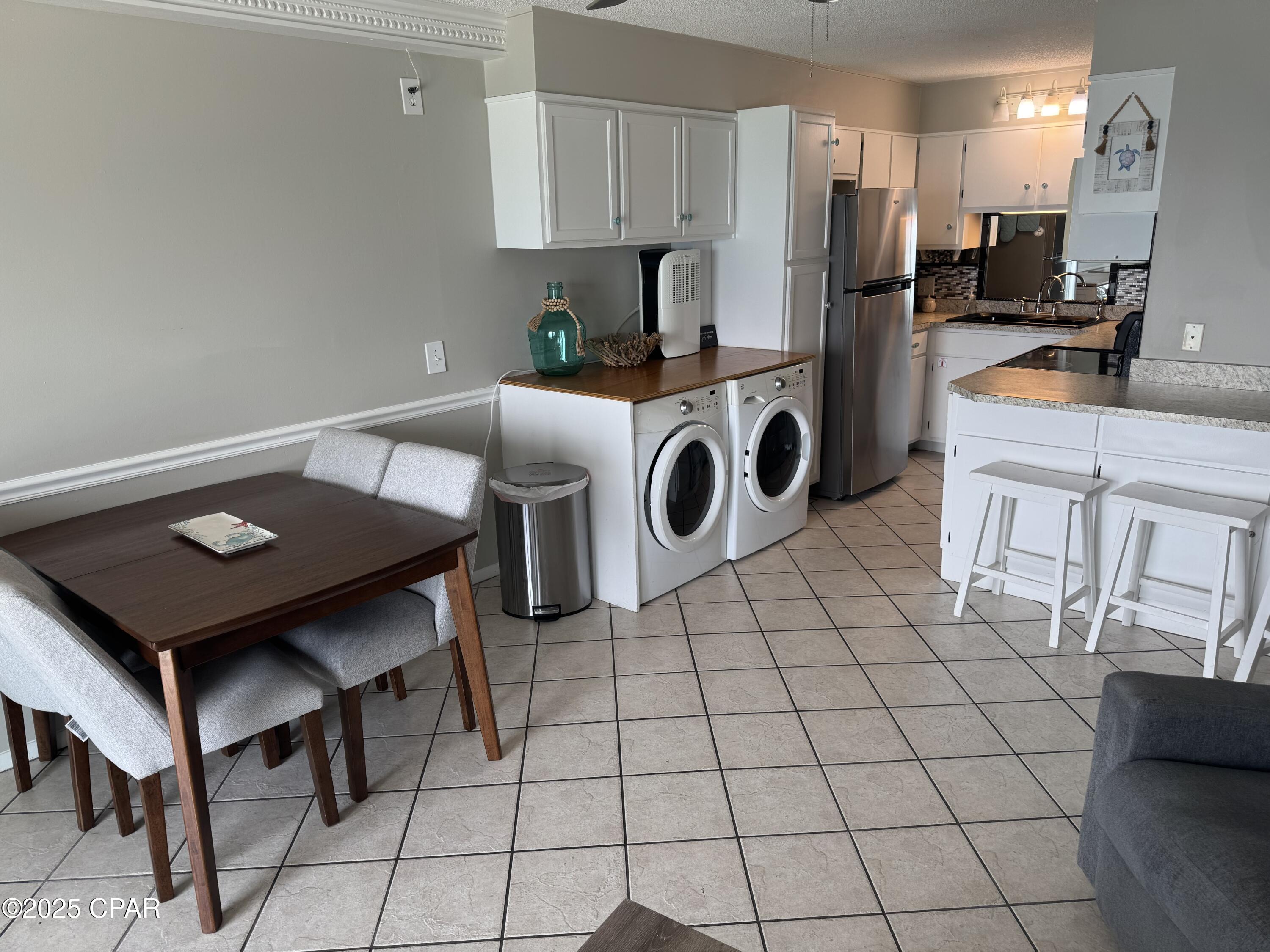Image 19 For 8743 Thomas Drive 1328
