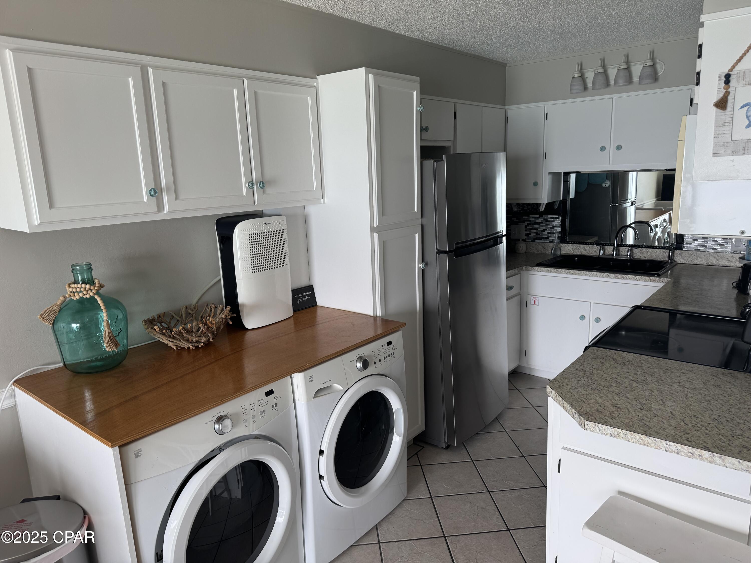 Image 24 For 8743 Thomas Drive 1328