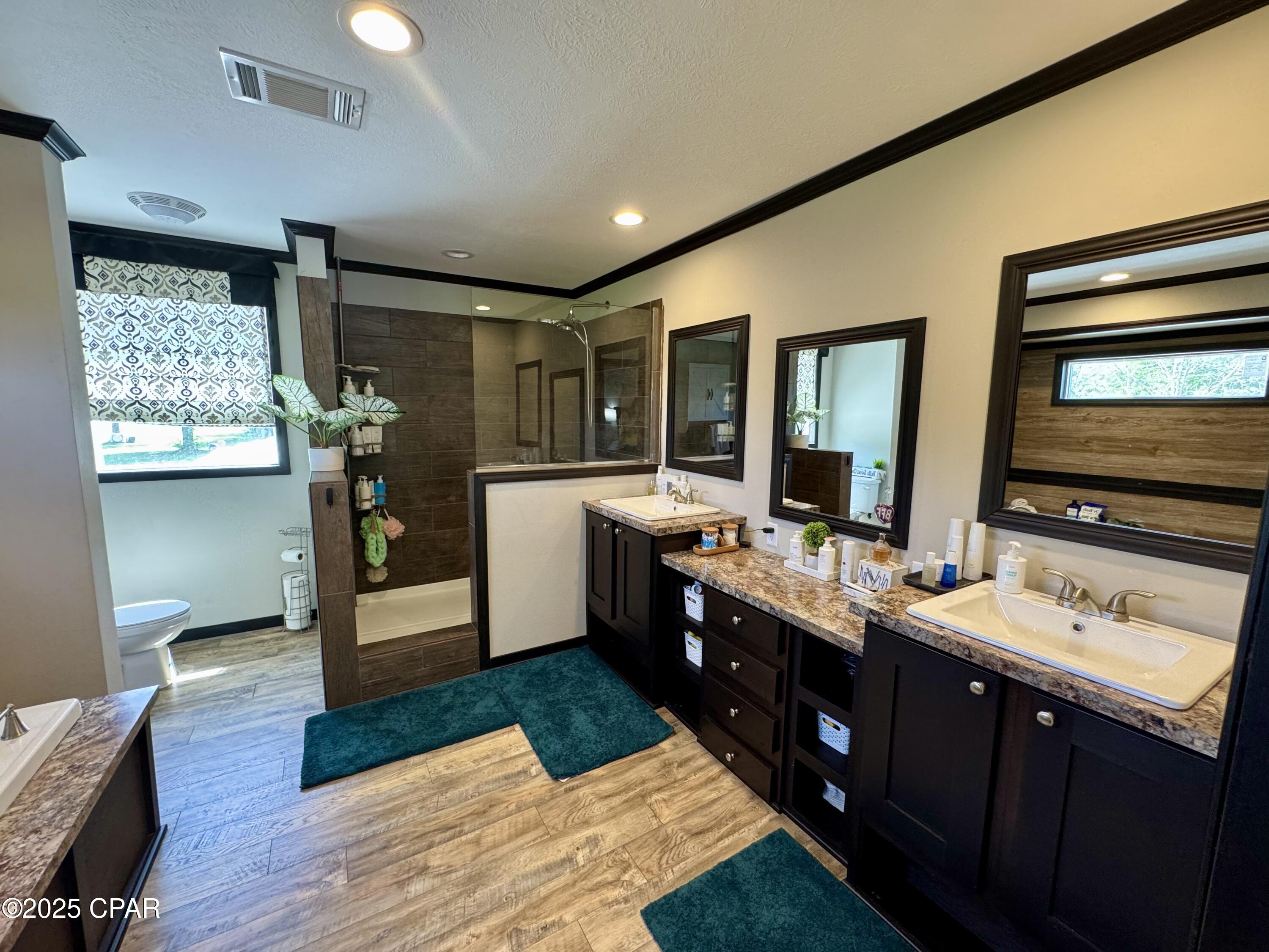 7031 Hamilton Road, Grand Ridge, Florida image 12