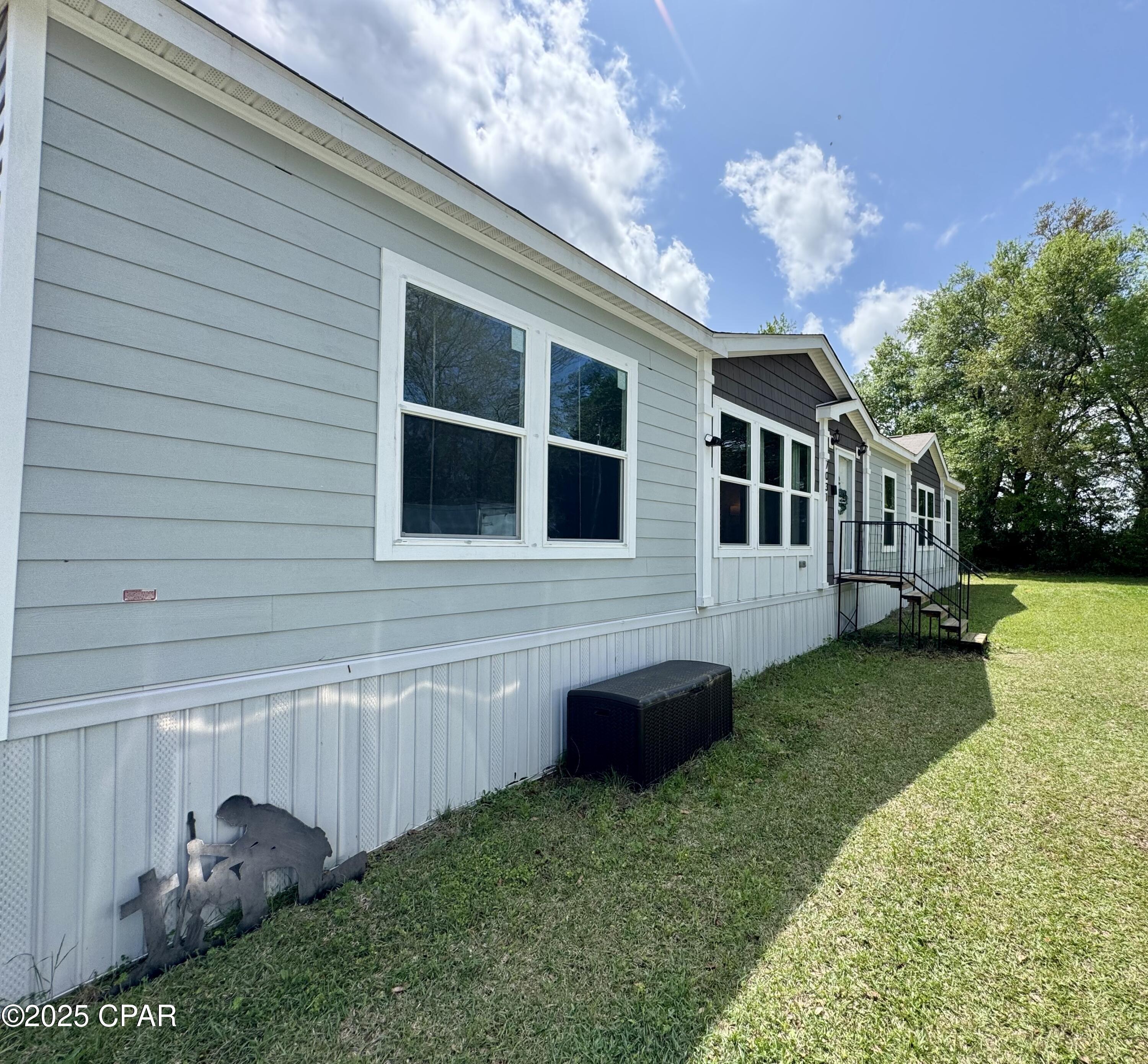 Image 34 For 7031 Hamilton Road