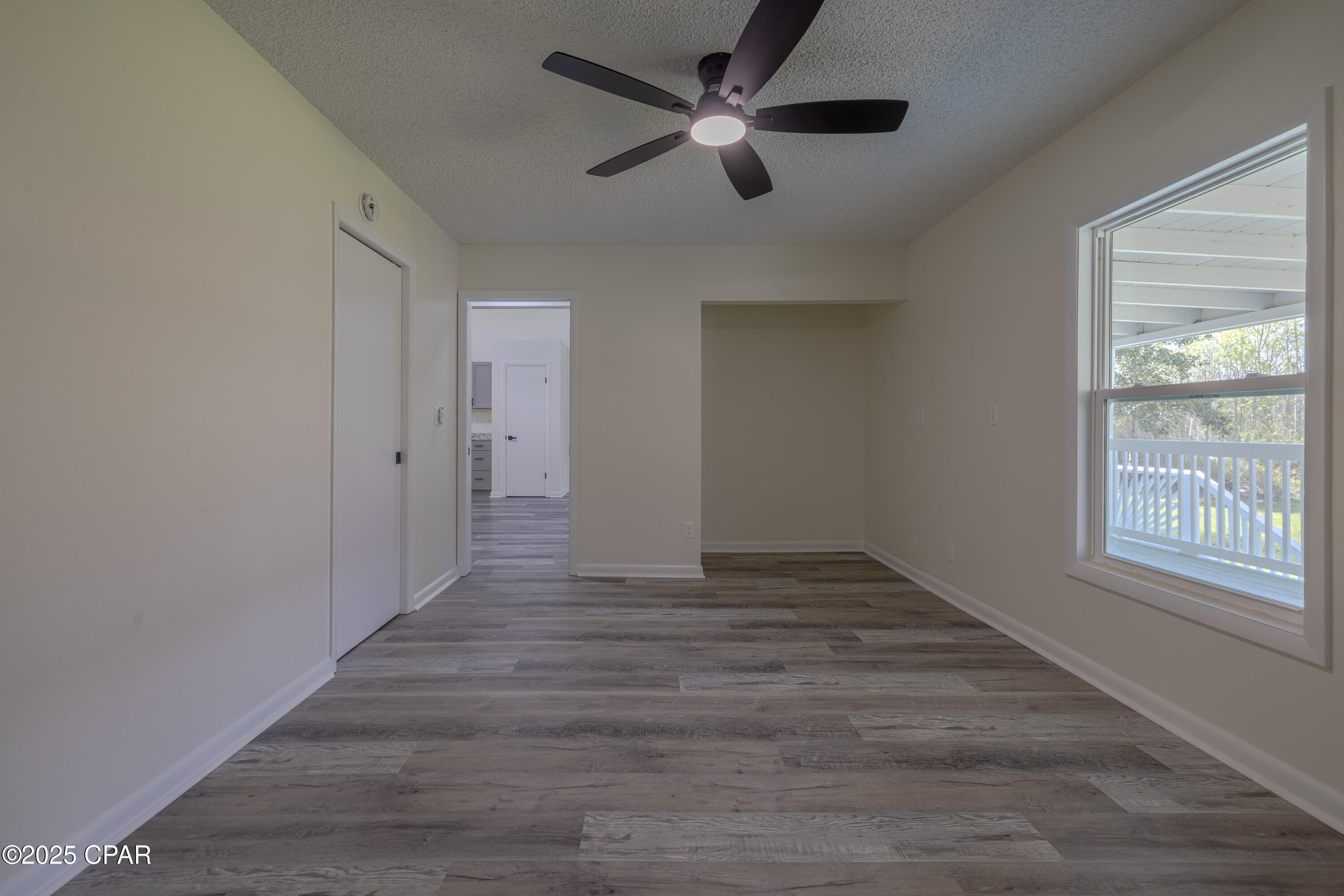 Image 22 For 976 Daniel Drive